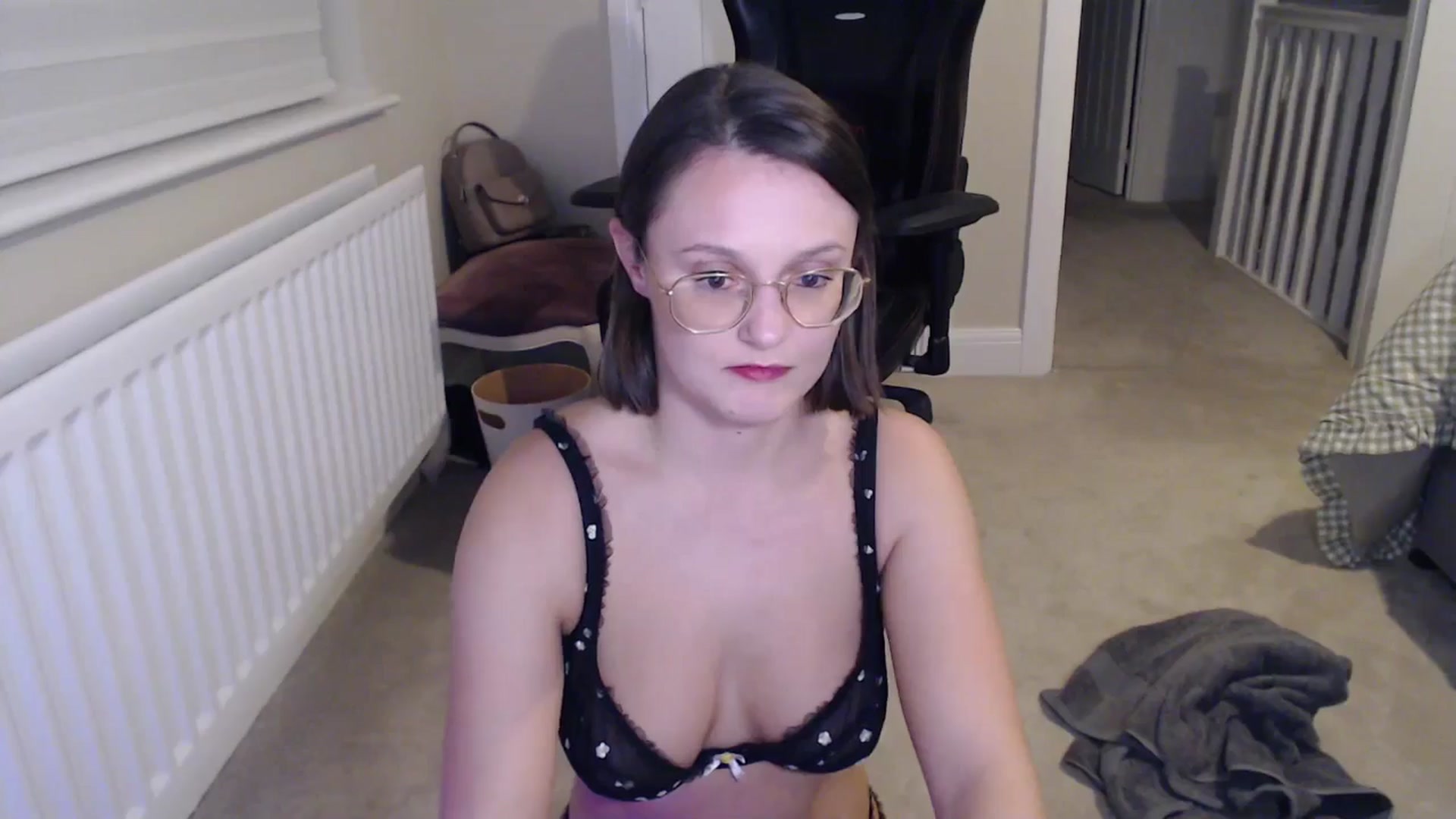 Gallery image thumbnail from Ruby_cutie's myfreecams stream on, 02/05/2026, 01:17 image 3 of 20