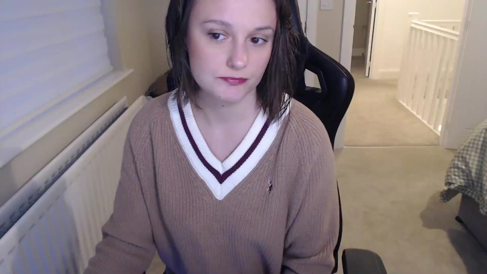 Gallery image thumbnail from Ruby_cutie's myfreecams stream on, 02/12/2026, 17:49 image 1 of 20