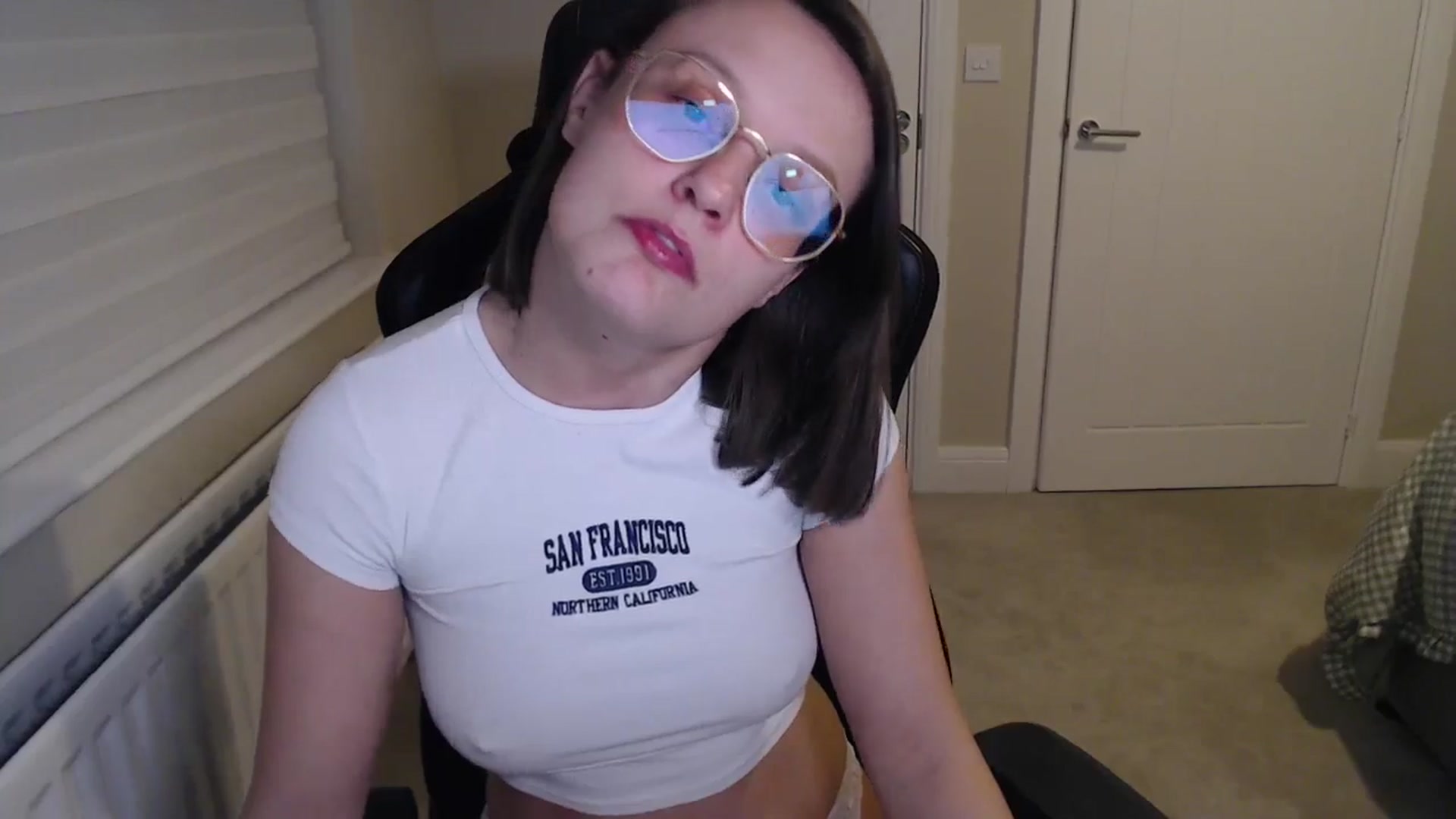 Gallery image thumbnail from Ruby_cutie's myfreecams stream on, 02/18/2026, 24:53 image 7 of 20