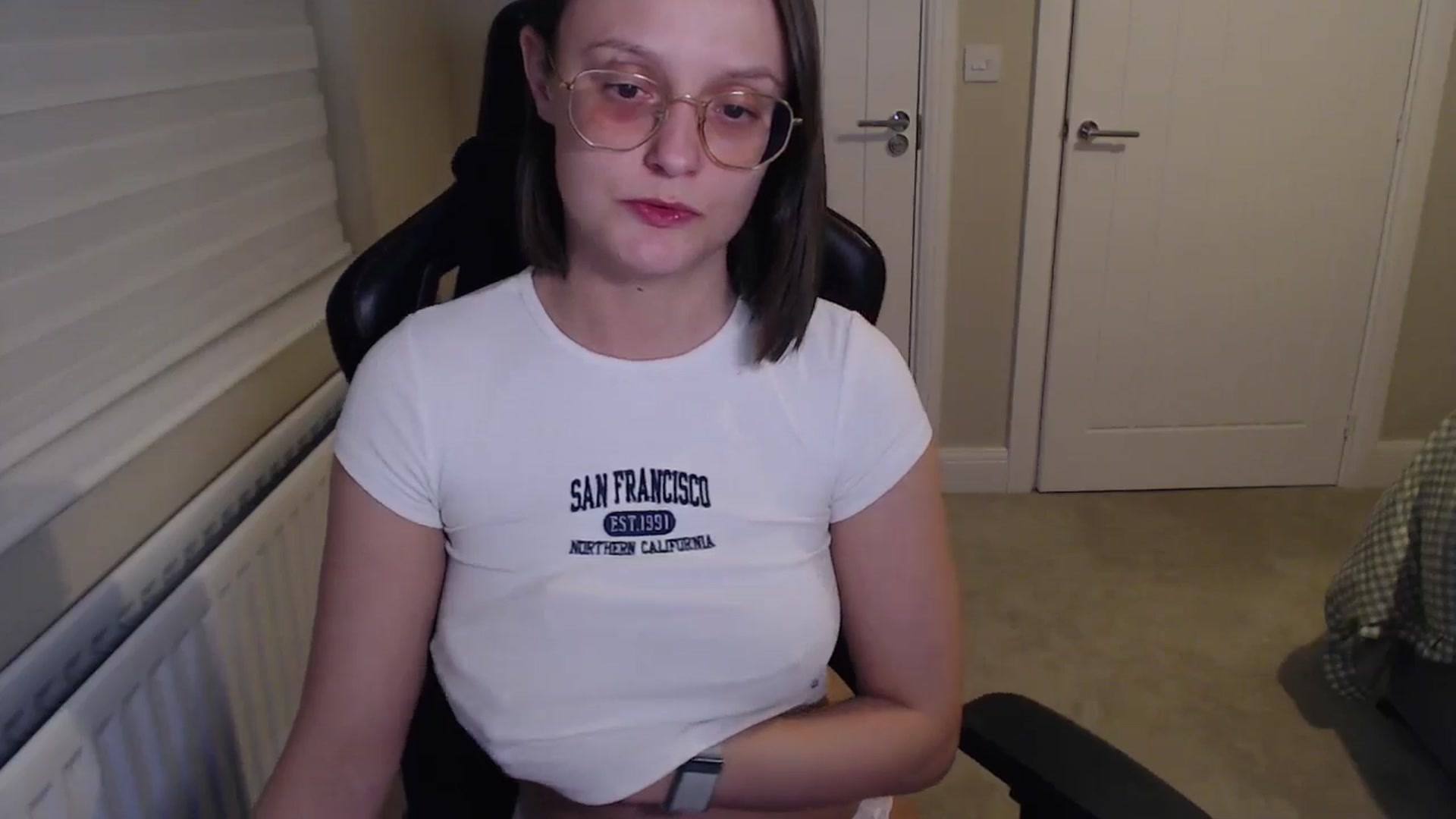 Gallery image thumbnail from Ruby_cutie's myfreecams stream on, 02/18/2026, 24:53 image 6 of 20