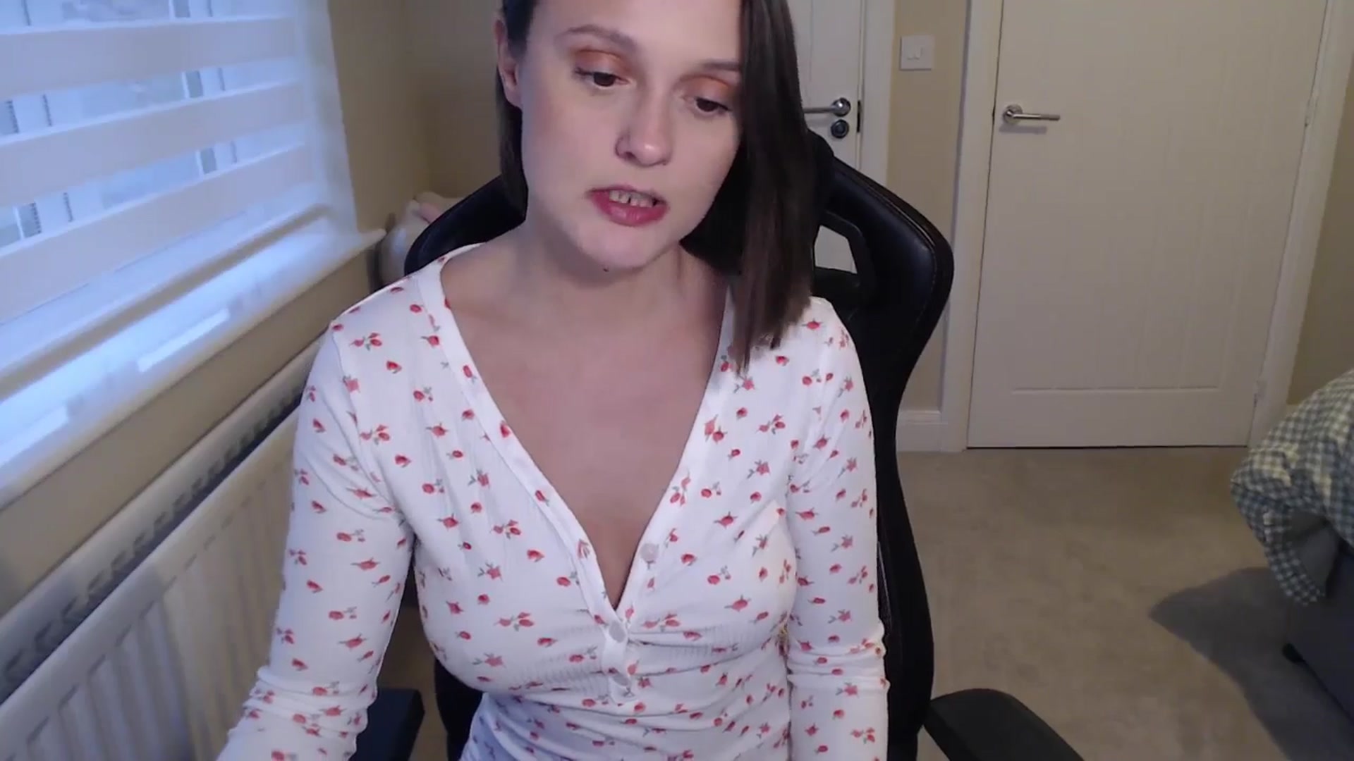 Gallery image thumbnail from Ruby_cutie's myfreecams stream on, 02/19/2026, 17:01 image 5 of 20