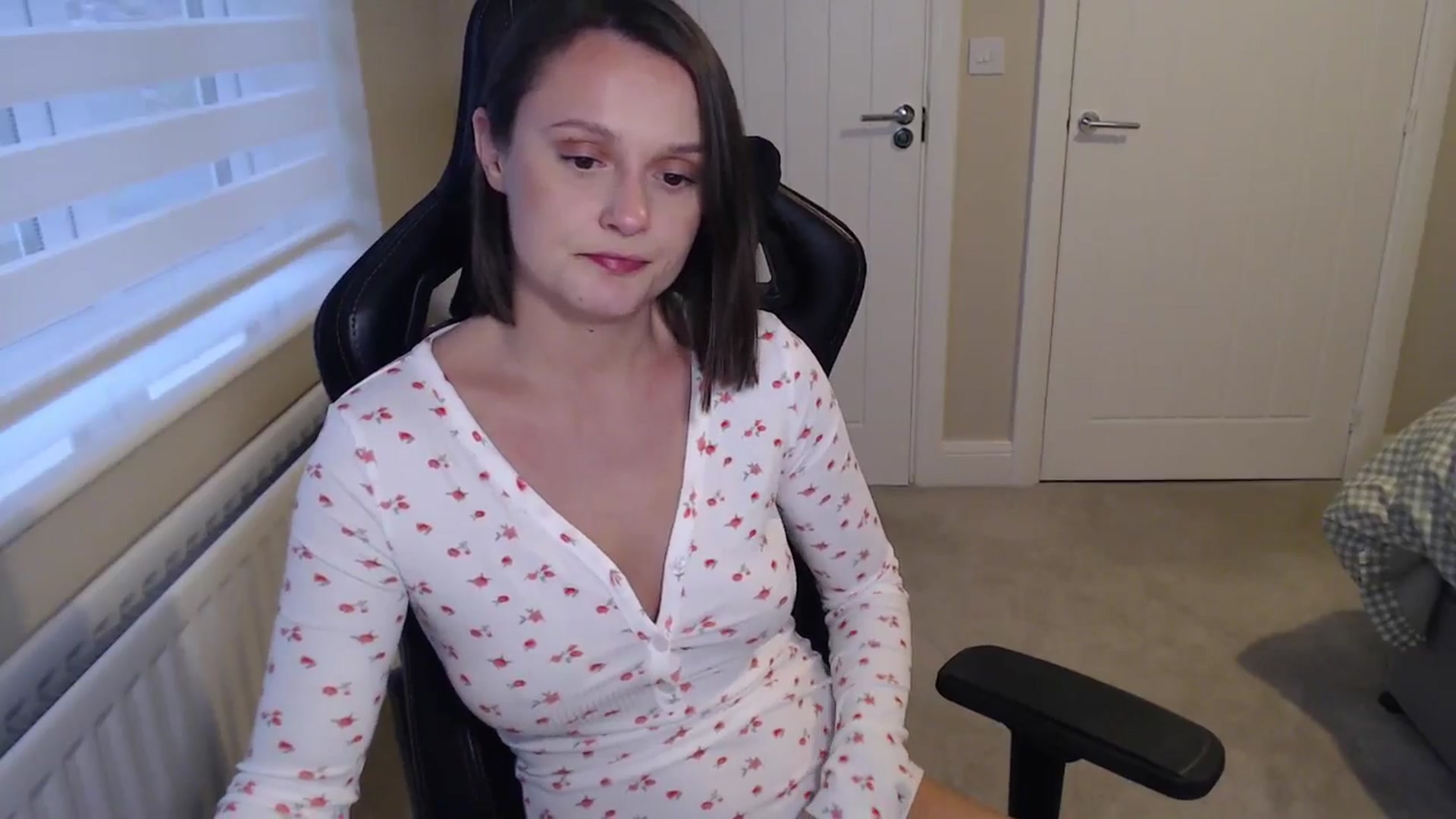Gallery image thumbnail from Ruby_cutie's myfreecams stream on, 02/19/2026, 17:01 image 3 of 20