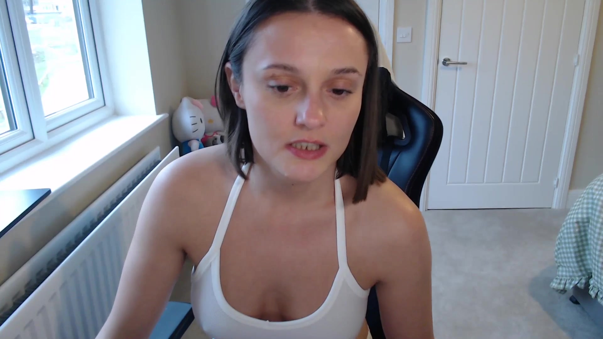 Gallery image thumbnail from Ruby_cutie's myfreecams stream on, 02/26/2026, 16:03 image 18 of 20