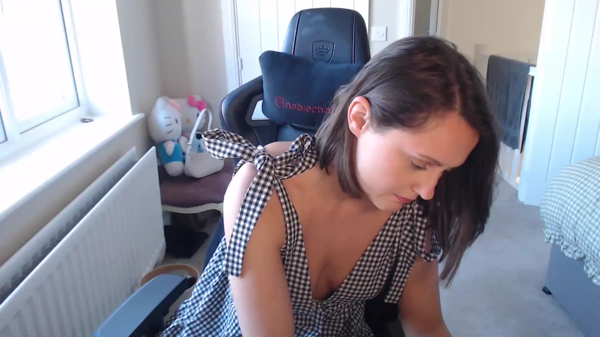 Gallery image thumbnail from Ruby_cutie's myfreecams stream on, 03/17/2026, 14:49 image 14 of 20
