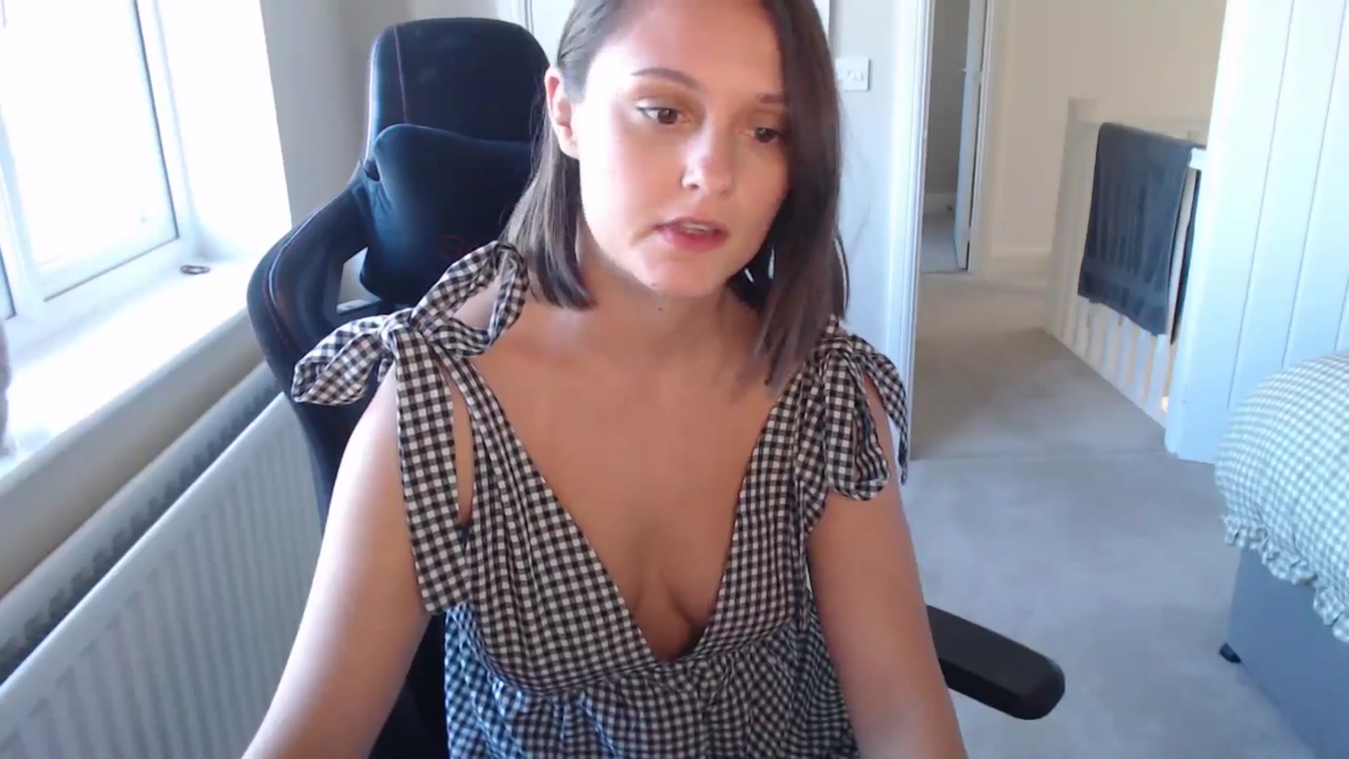 Gallery image thumbnail from Ruby_cutie's myfreecams stream on, 03/17/2026, 14:49 image 9 of 20