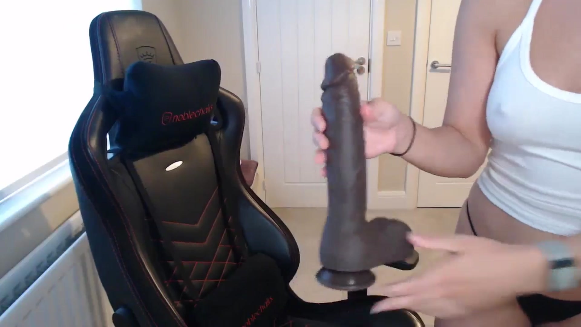 Gallery image thumbnail from Ruby_cutie's myfreecams stream on, 03/23/2026, 18:19 image 17 of 20