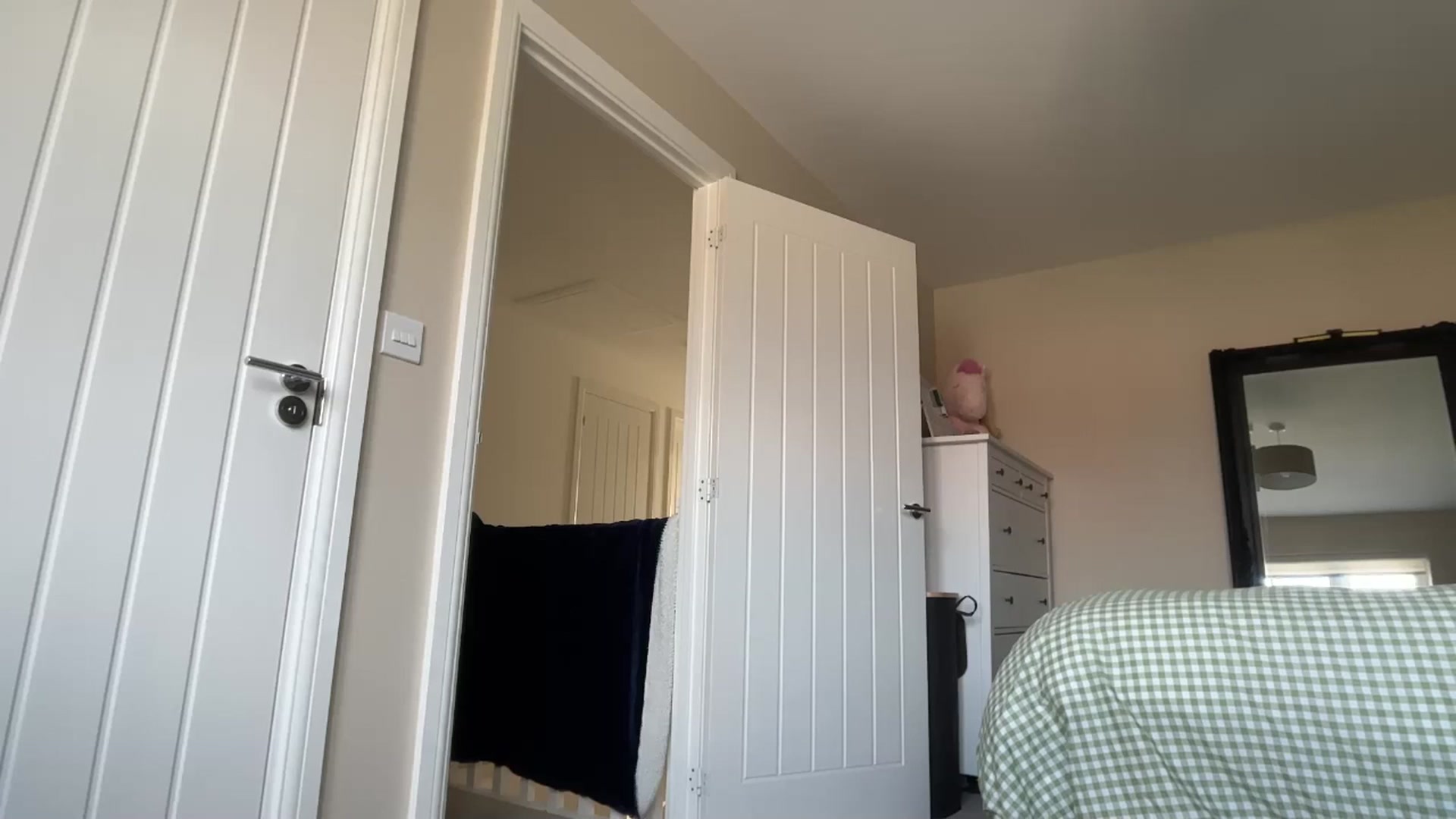 Gallery image thumbnail from Ruby_cutie's myfreecams stream on, 03/24/2026, 15:11 image 16 of 20