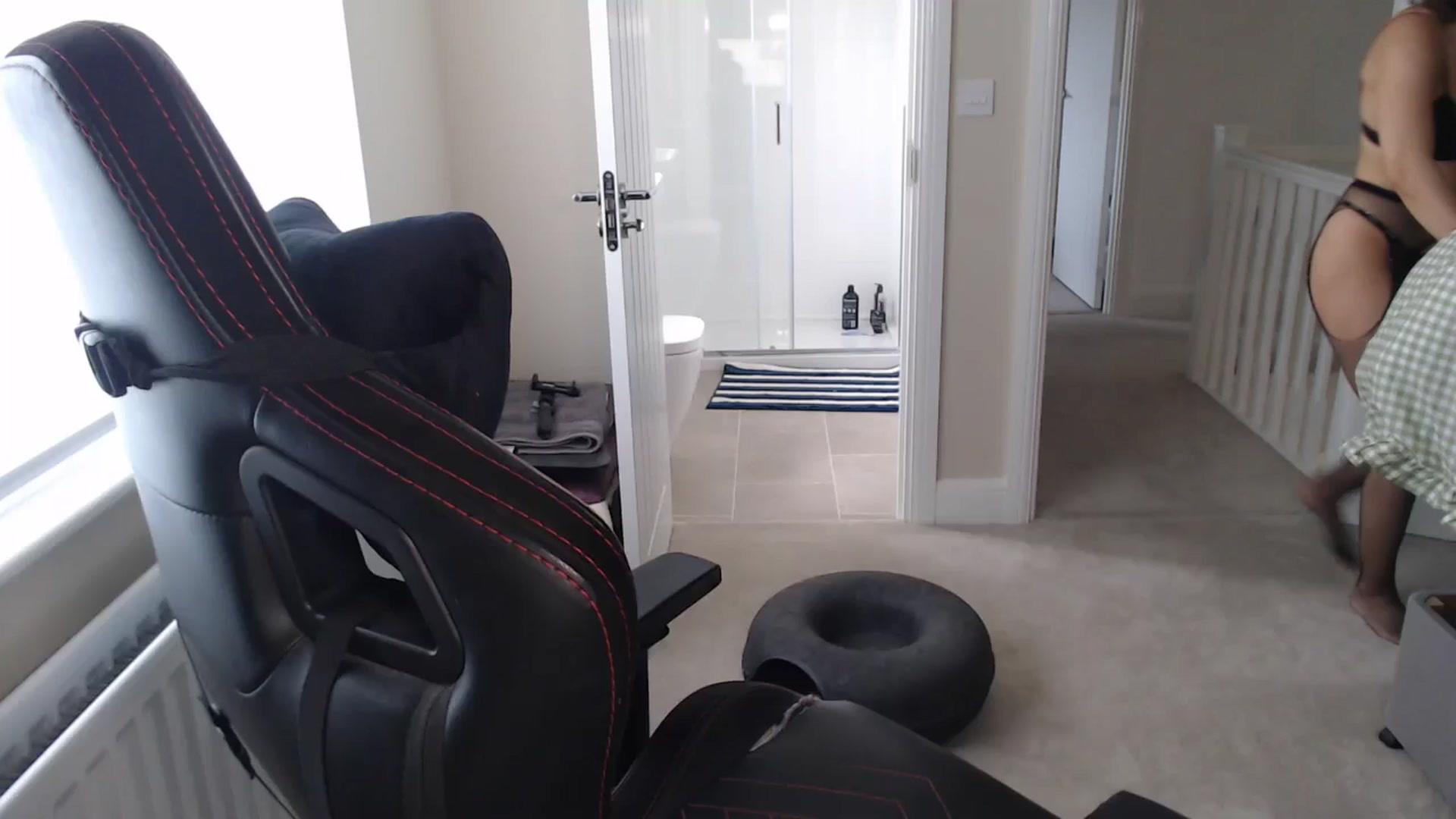 Gallery image thumbnail from Ruby_cutie's myfreecams stream on, 04/09/2026, 13:42 image 1 of 20