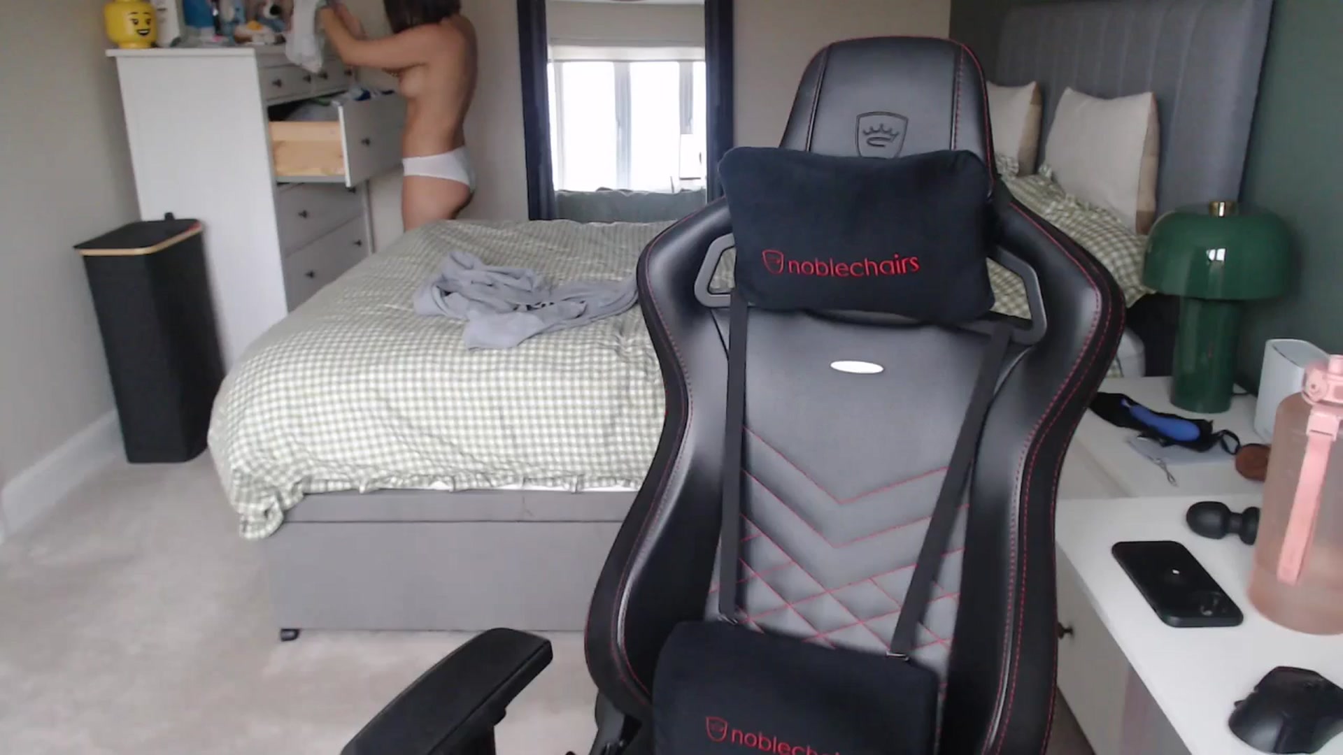 Gallery image thumbnail from Ruby_cutie's myfreecams stream on, 04/14/2026, 16:04 image 7 of 20