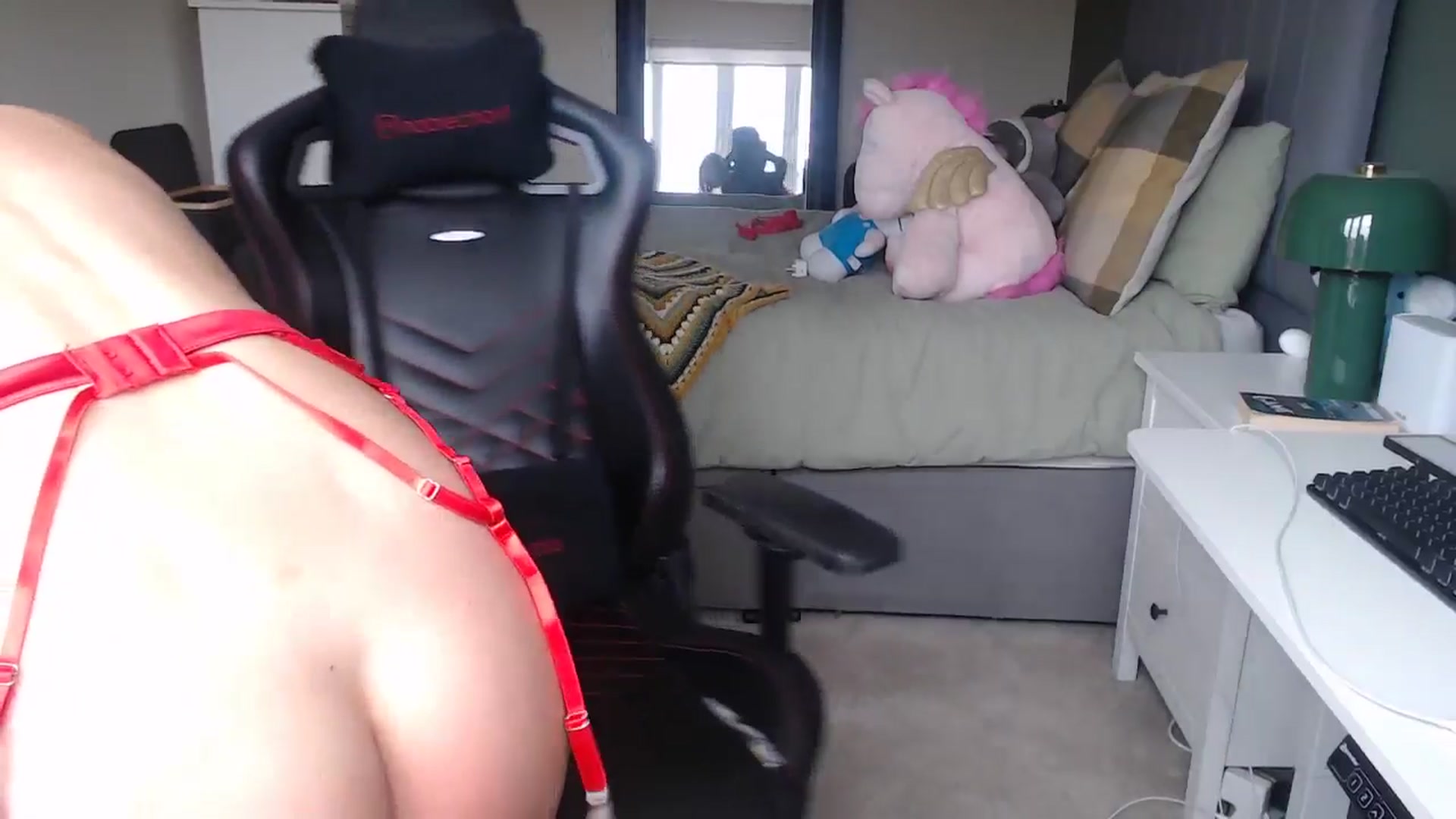 Gallery image thumbnail from Ruby_cutie's myfreecams stream on, 05/05/2026, 15:05 image 19 of 20
