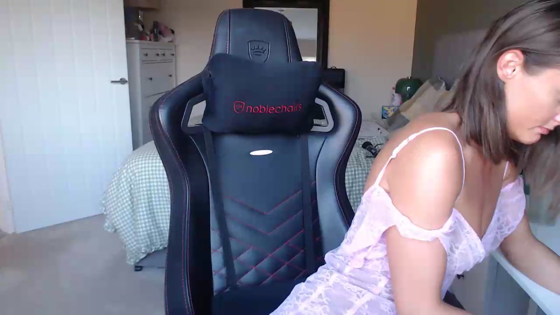 Gallery image thumbnail from Ruby_cutie's myfreecams stream on, 07/07/2026, 19:41 image 4 of 20