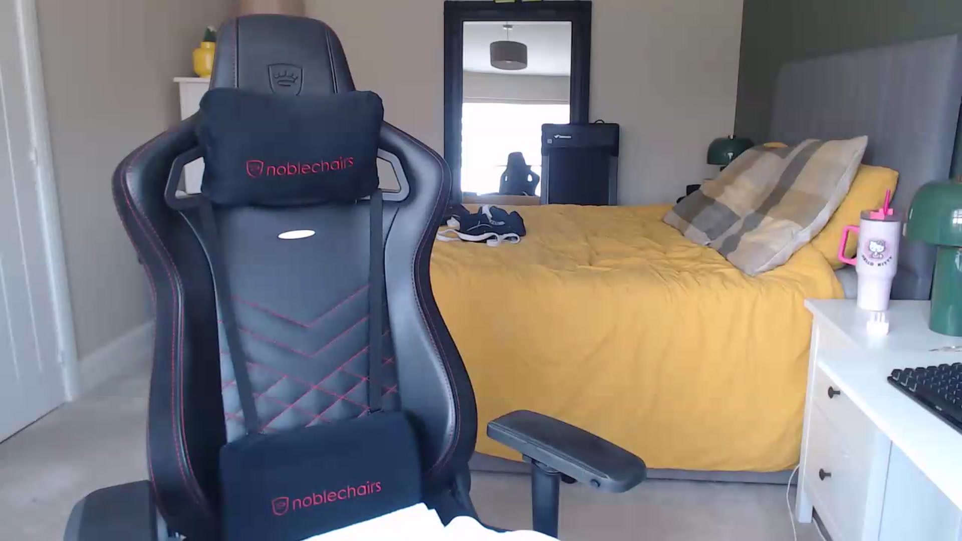 Gallery image thumbnail from Ruby_cutie's myfreecams stream on, 07/10/2026, 12:07 image 8 of 20