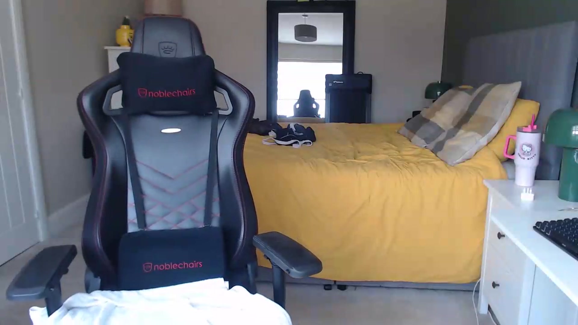 Gallery image thumbnail from Ruby_cutie's myfreecams stream on, 07/10/2026, 12:07 image 11 of 20