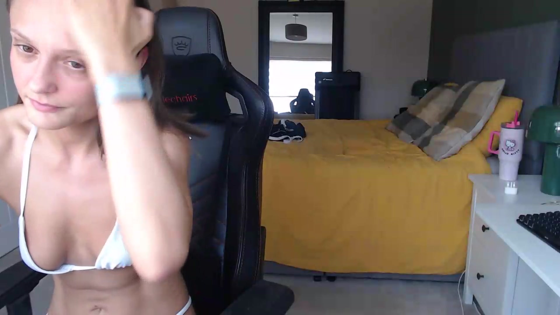 Gallery image thumbnail from Ruby_cutie's myfreecams stream on, 07/10/2026, 12:07 image 12 of 20