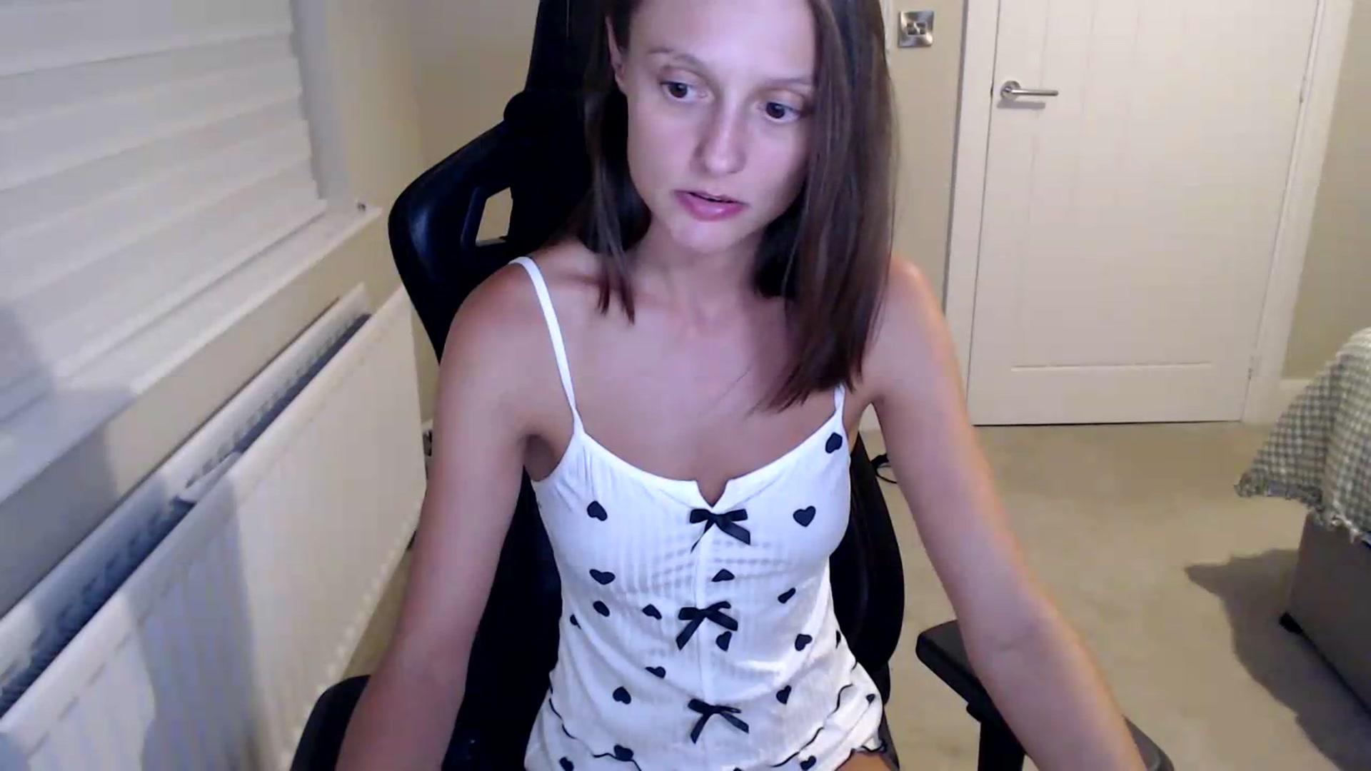 Gallery image thumbnail from Ruby_cutie's myfreecams stream on, 08/14/2026, 22:53 image 6 of 20