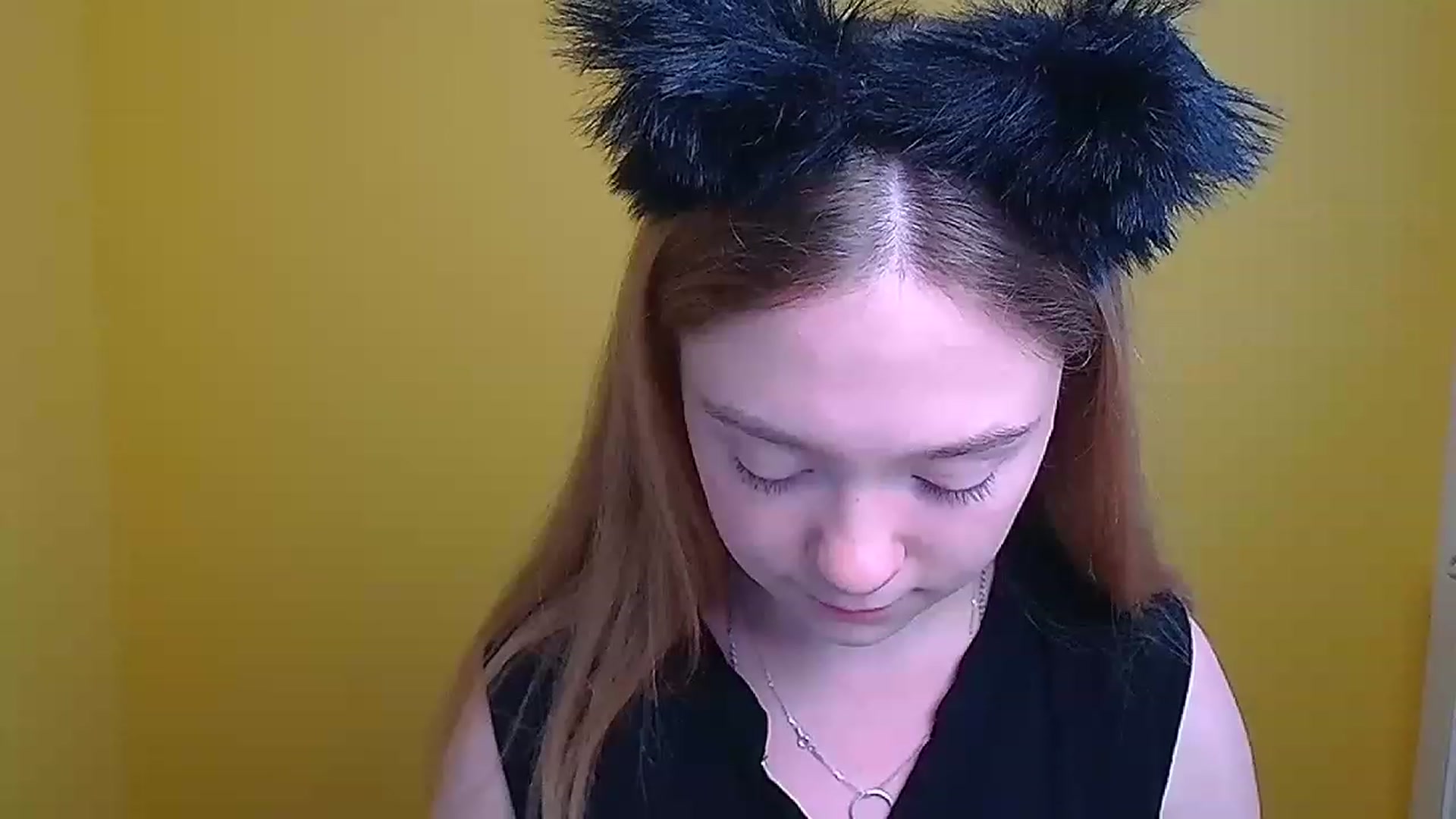 Gallery image thumbnail from Rudy_Meow's myfreecams stream on, 07/10/2023, 16:59 image 9 of 20