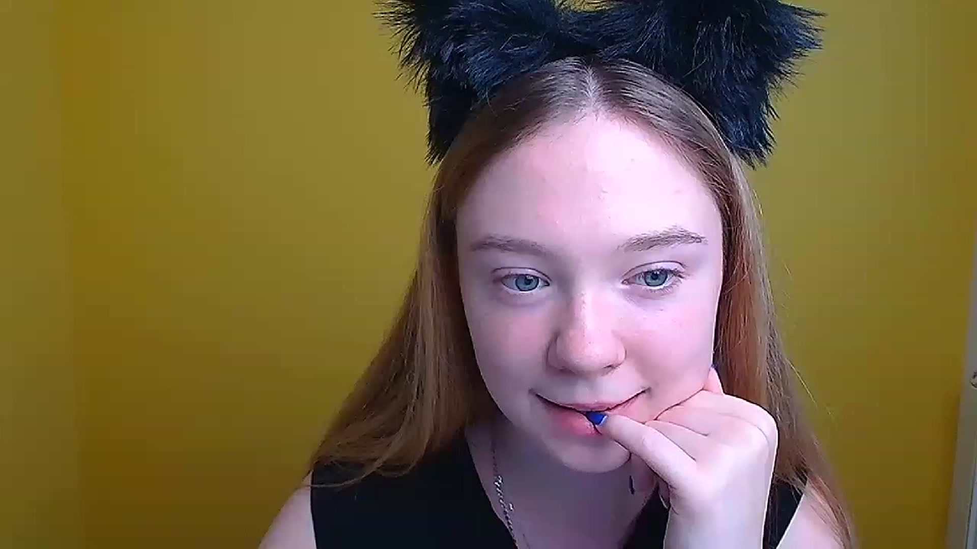 Gallery image thumbnail from Rudy_Meow's myfreecams stream on, 07/10/2023, 16:59 image 19 of 20