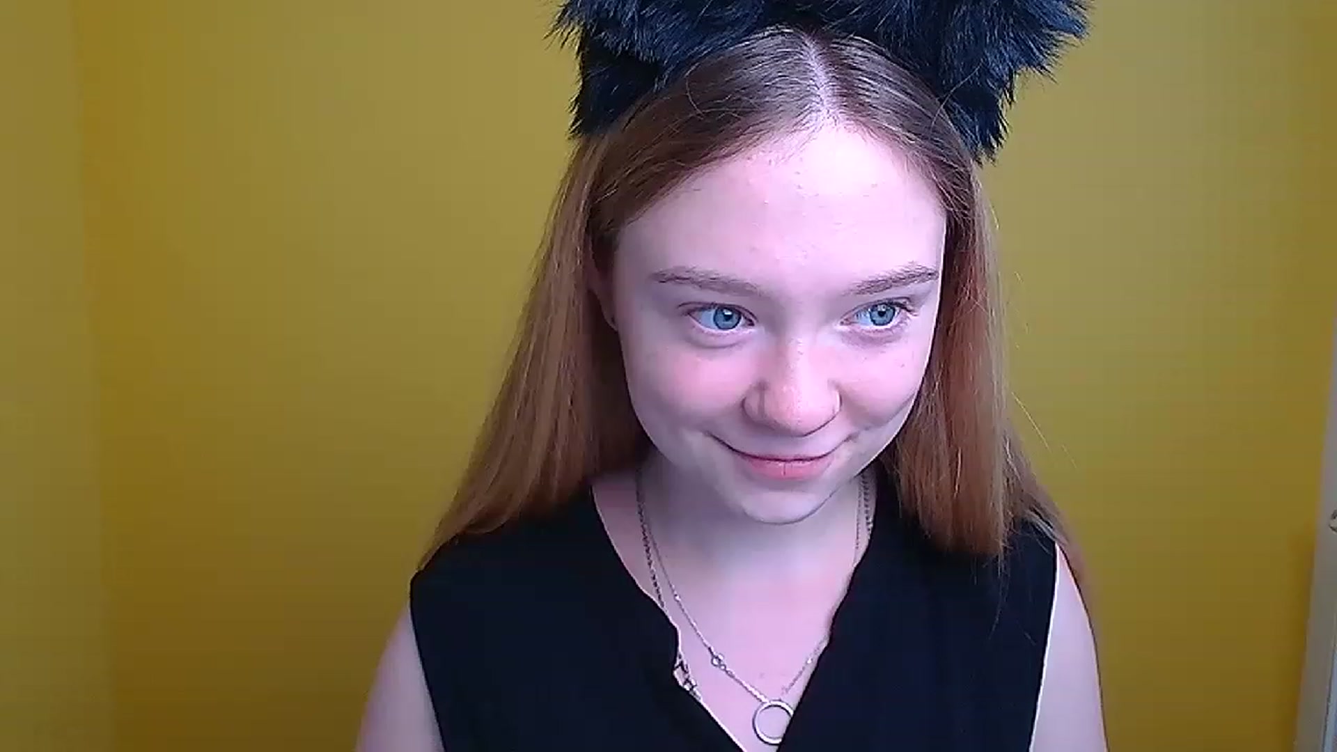 Gallery image thumbnail from Rudy_Meow's myfreecams stream on, 07/10/2023, 16:59 image 15 of 20