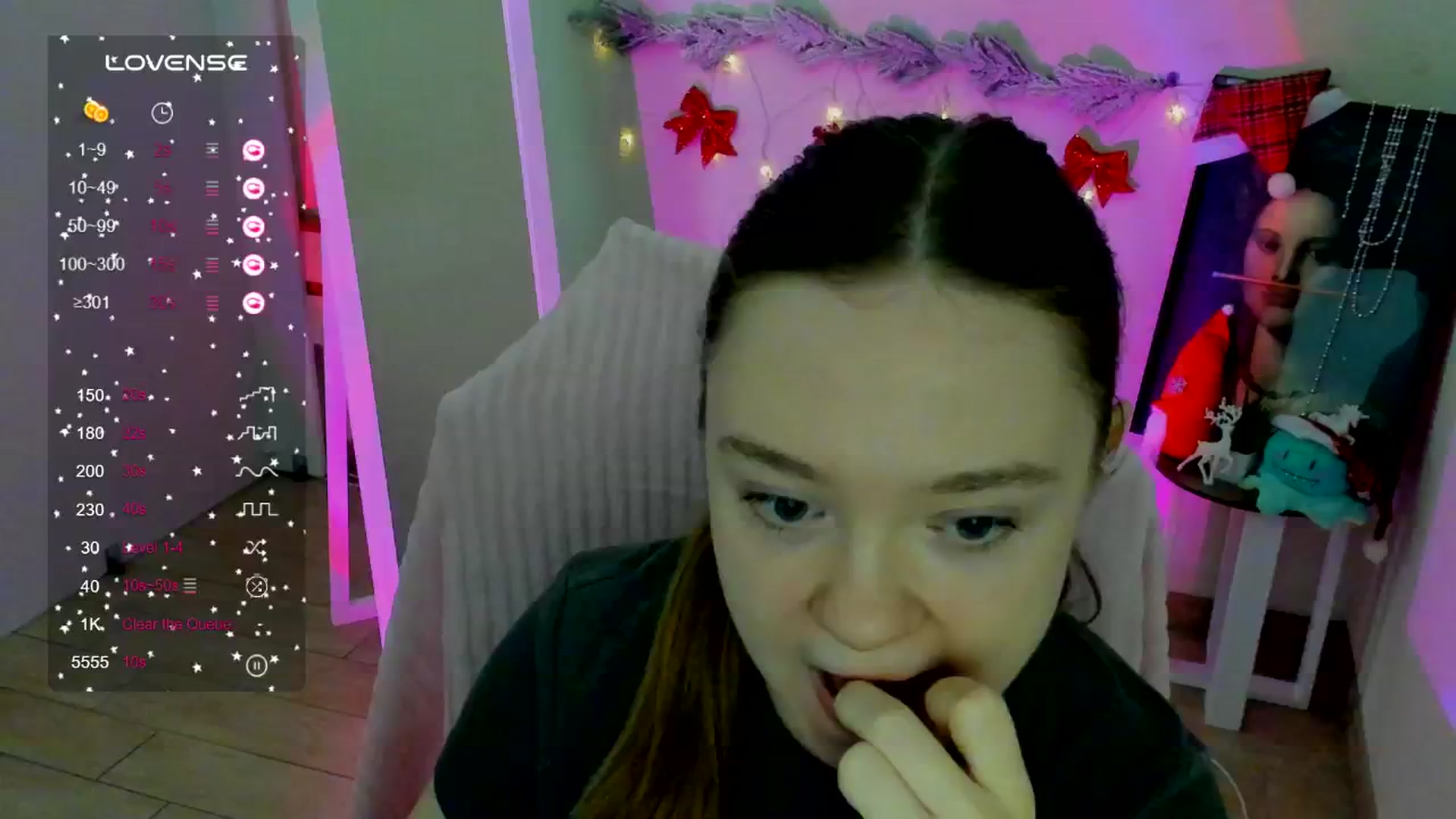Gallery image thumbnail from Rudy_Meow's myfreecams stream on, 12/24/2024, 10:10 image 14 of 20