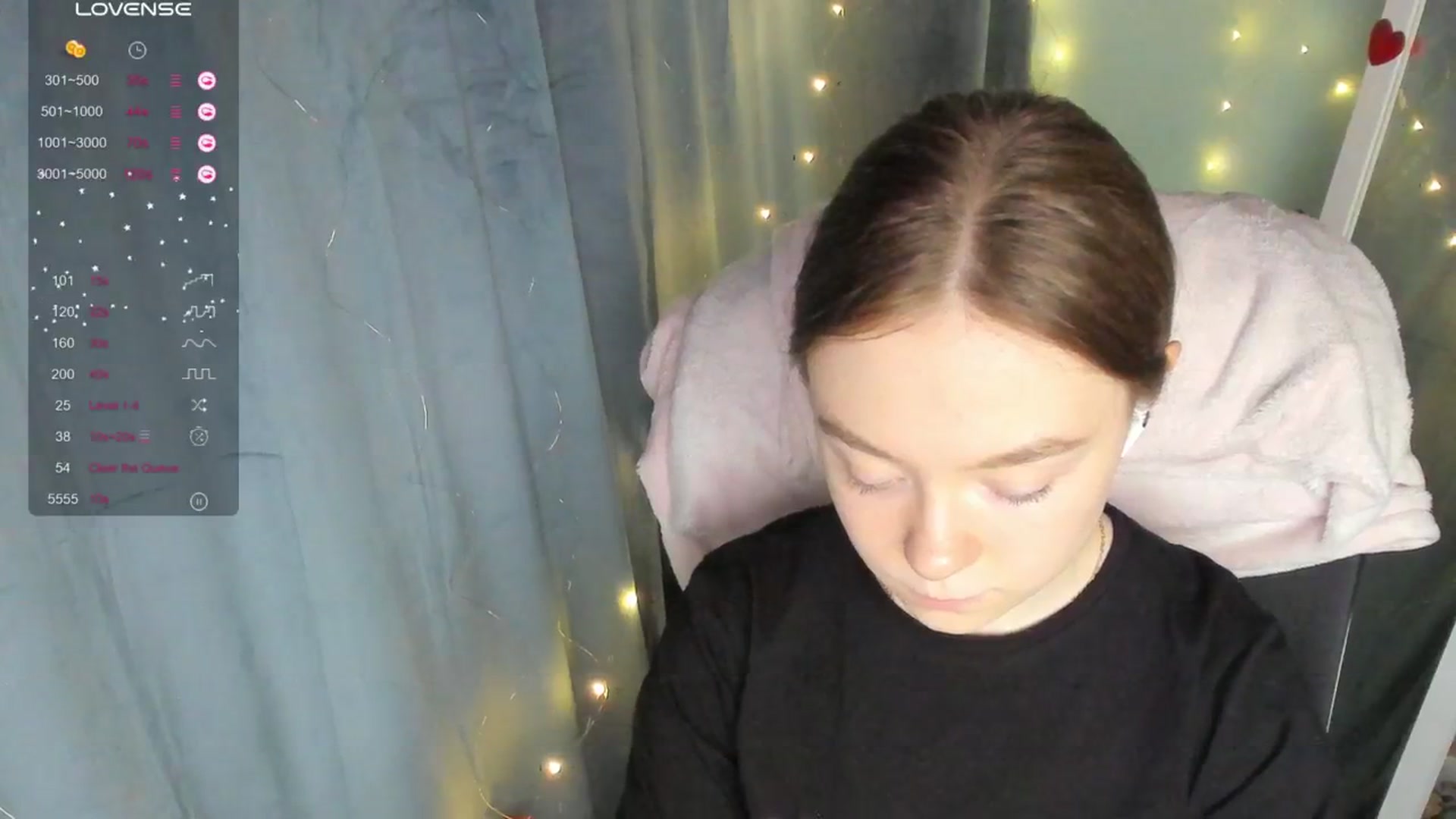 Gallery image thumbnail from Rudy_Meow's myfreecams stream on, 06/15/2025, 08:21 image 12 of 20