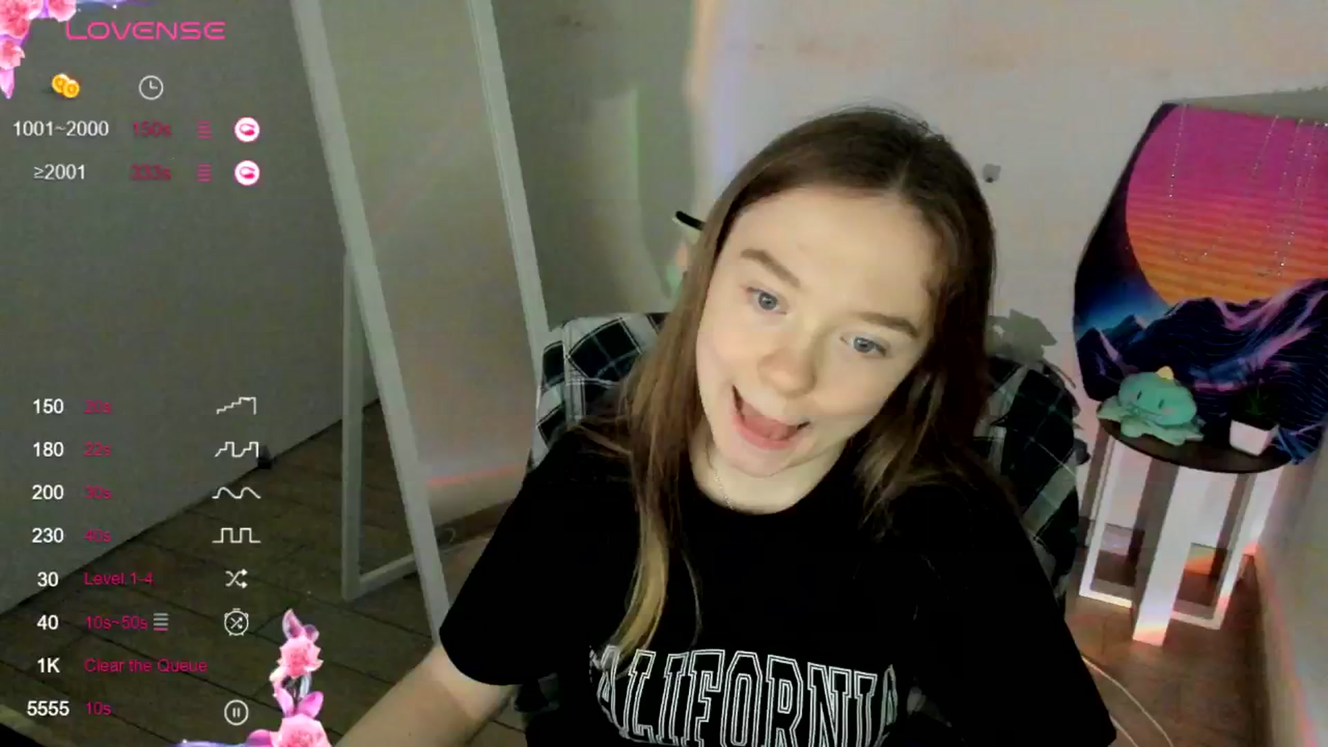 Gallery image thumbnail from Rudy_Meow's myfreecams stream on, 06/26/2025, 10:17 image 12 of 20