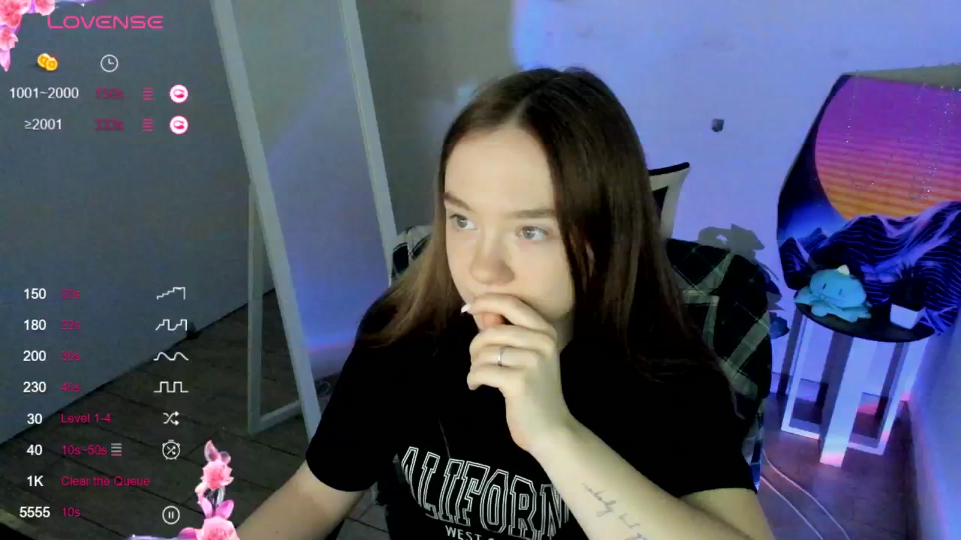 Gallery image thumbnail from Rudy_Meow's myfreecams stream on, 06/26/2025, 10:17 image 9 of 20