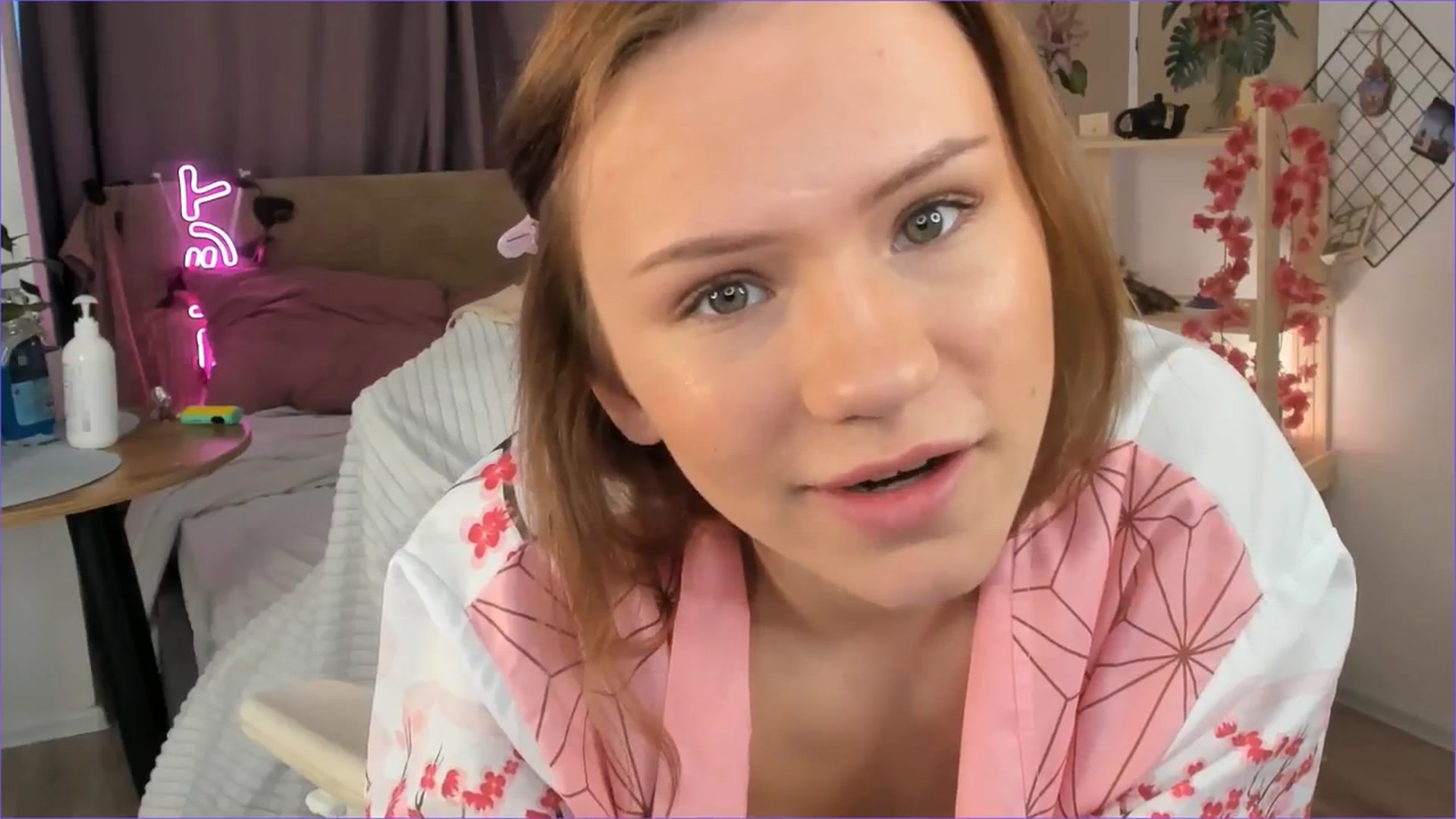 Gallery image thumbnail from Rue_Lane's myfreecams stream on, 04/30/2025, 05:38 image 6 of 20