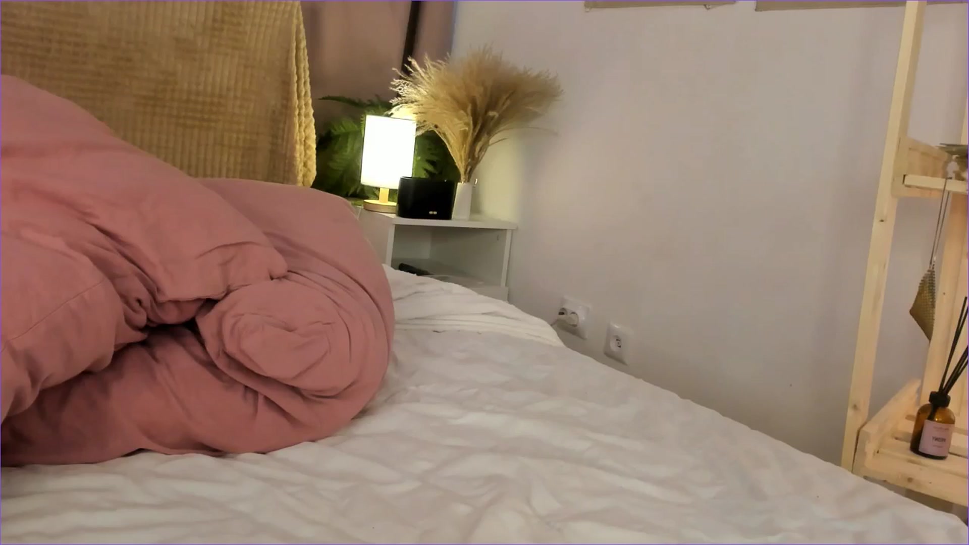 Gallery image thumbnail from Rue_Lane's myfreecams stream on, 04/30/2025, 06:17 image 7 of 20