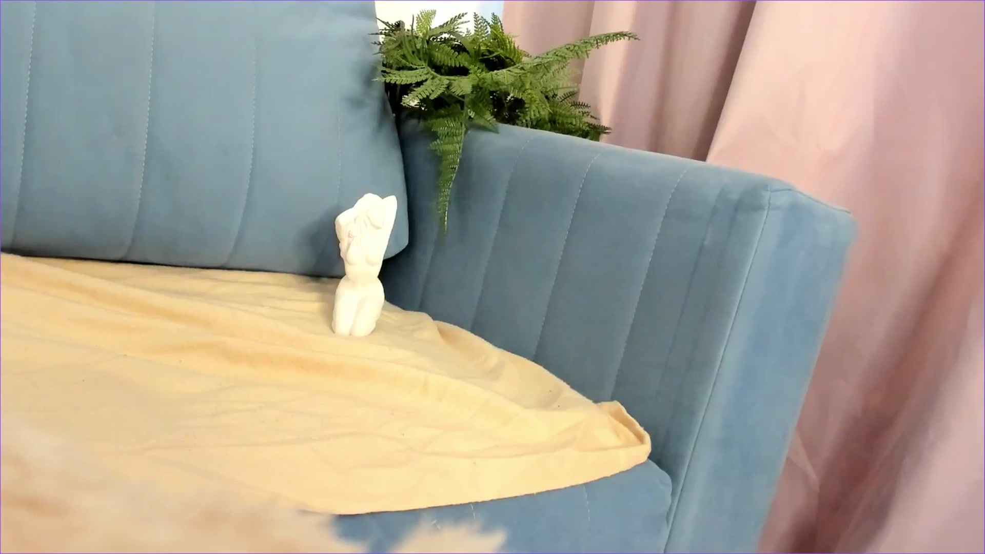 Gallery image thumbnail from Rue_Lane's myfreecams stream on, 05/12/2025, 09:06 image 3 of 20