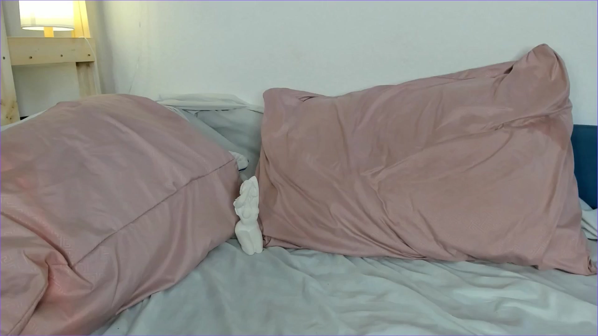 Gallery image thumbnail from Rue_Lane's myfreecams stream on, 05/20/2025, 10:01 image 3 of 20