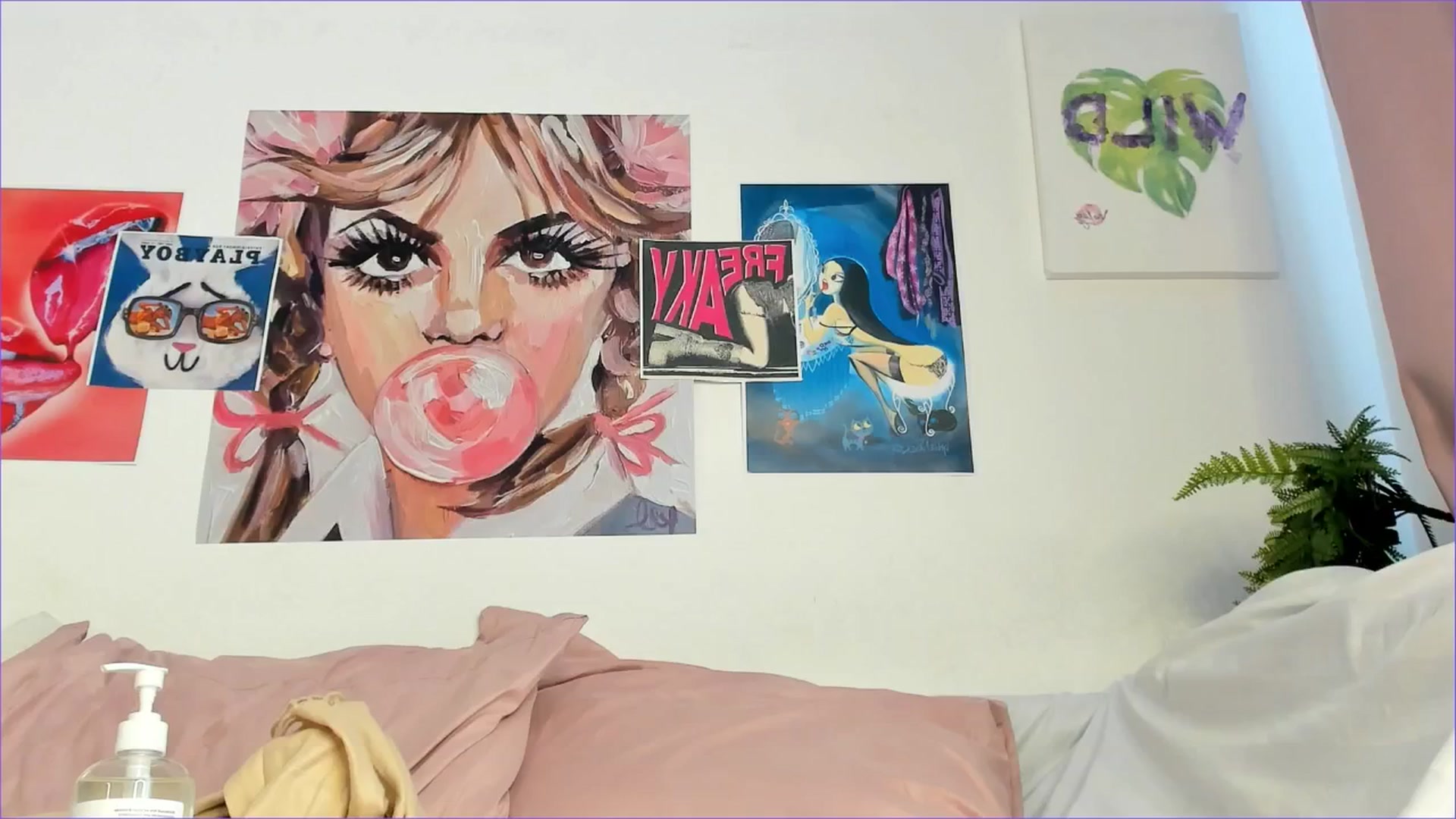 Gallery image thumbnail from Rue_Lane's myfreecams stream on, 05/30/2025, 08:14 image 10 of 20