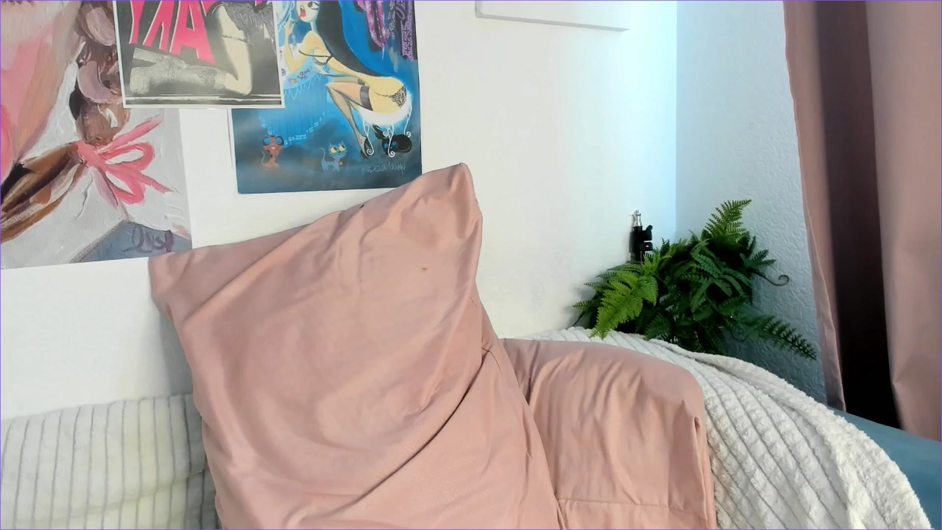 Gallery image thumbnail from Rue_Lane's myfreecams stream on, 06/07/2025, 09:35 image 5 of 20