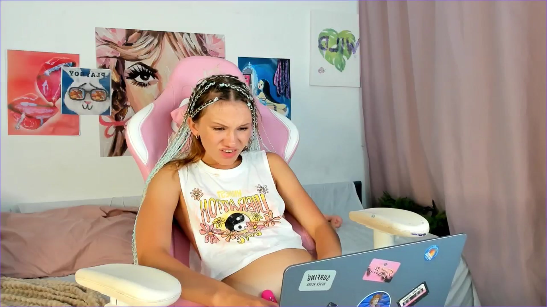 Gallery image thumbnail from Rue_Lane's myfreecams stream on, 07/02/2025, 09:17 image 11 of 20