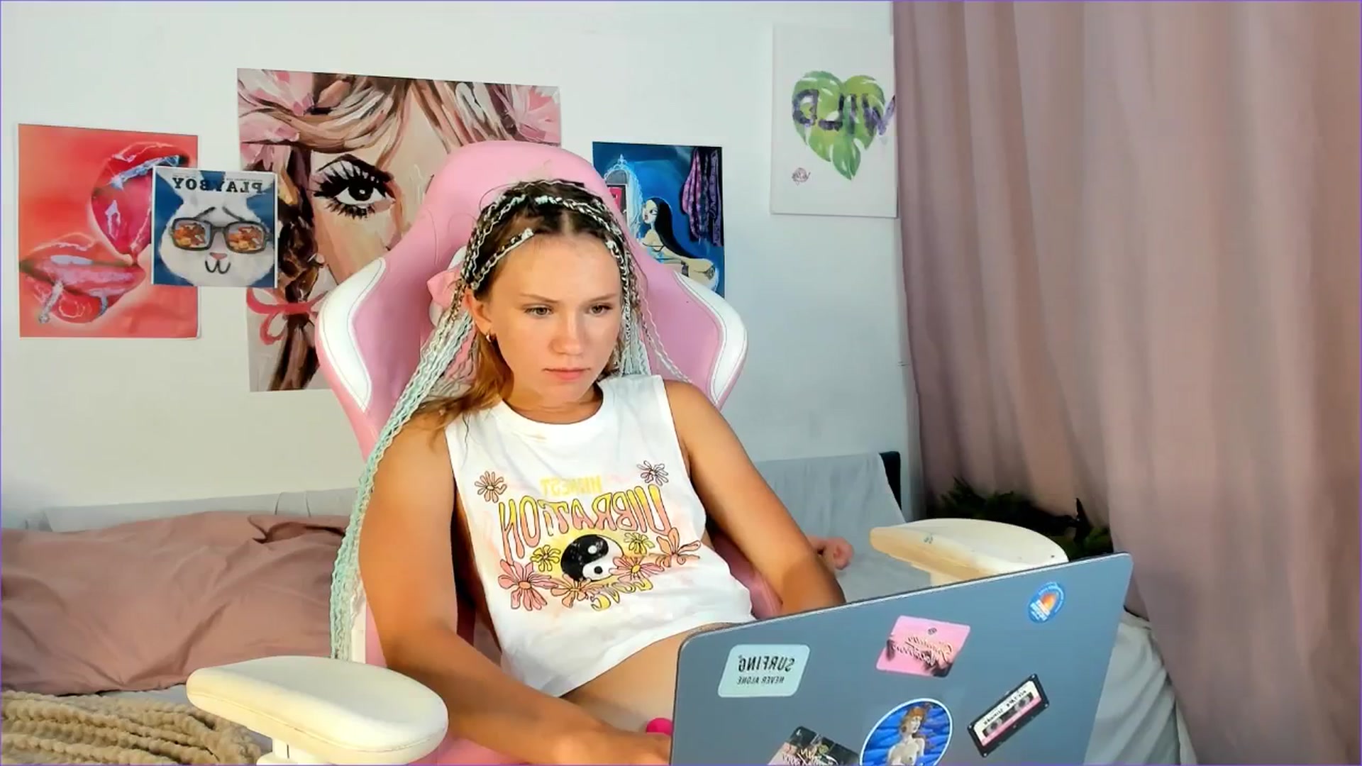 Gallery image thumbnail from Rue_Lane's myfreecams stream on, 07/02/2025, 09:17 image 12 of 20