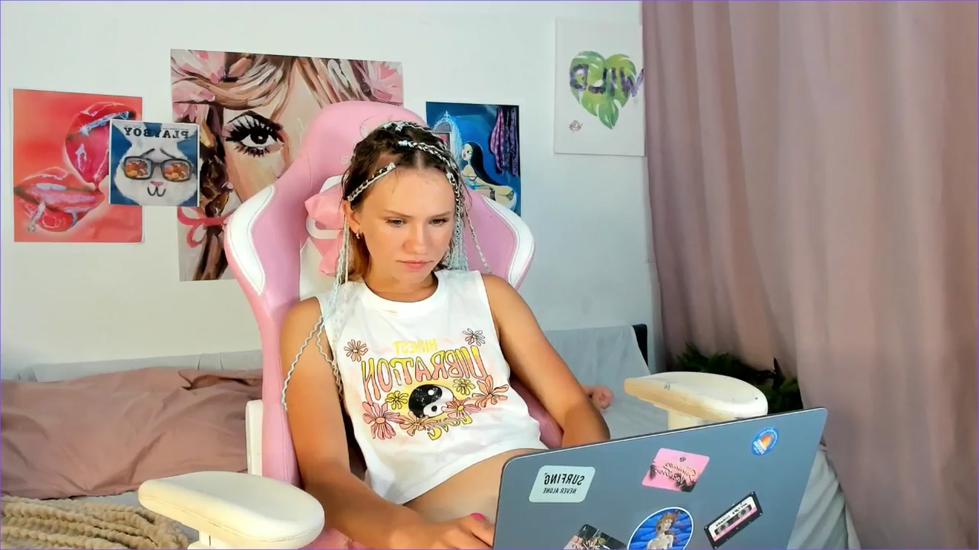 Gallery image thumbnail from Rue_Lane's myfreecams stream on, 07/02/2025, 09:17 image 10 of 20