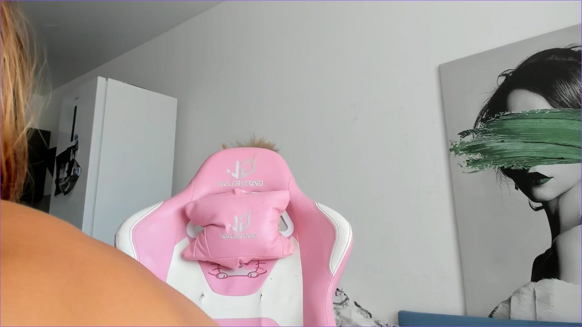 Gallery image thumbnail from Rue_Lane's myfreecams stream on, 07/27/2025, 09:37 image 17 of 20