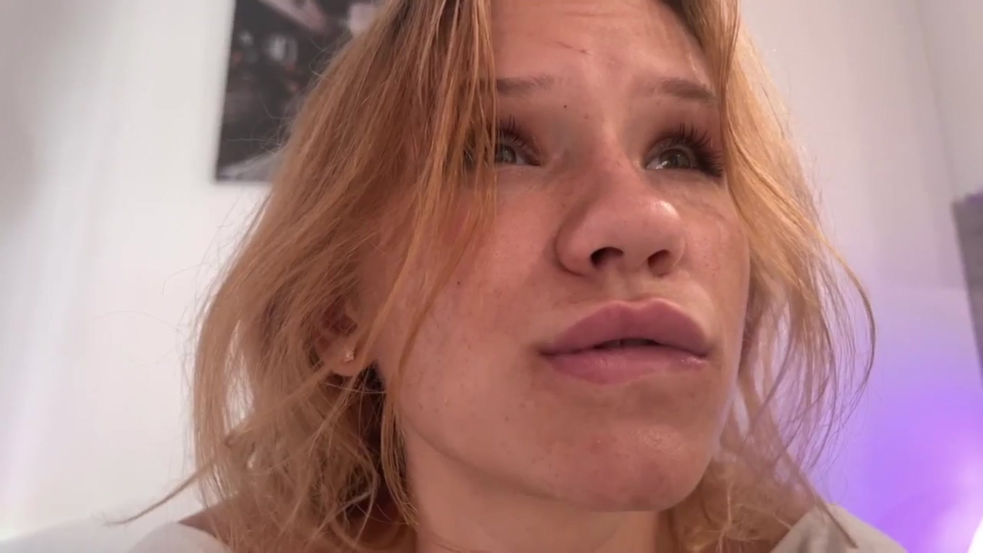 Gallery image thumbnail from Rue_Lane's myfreecams stream on, 08/31/2025, 11:22 image 16 of 20