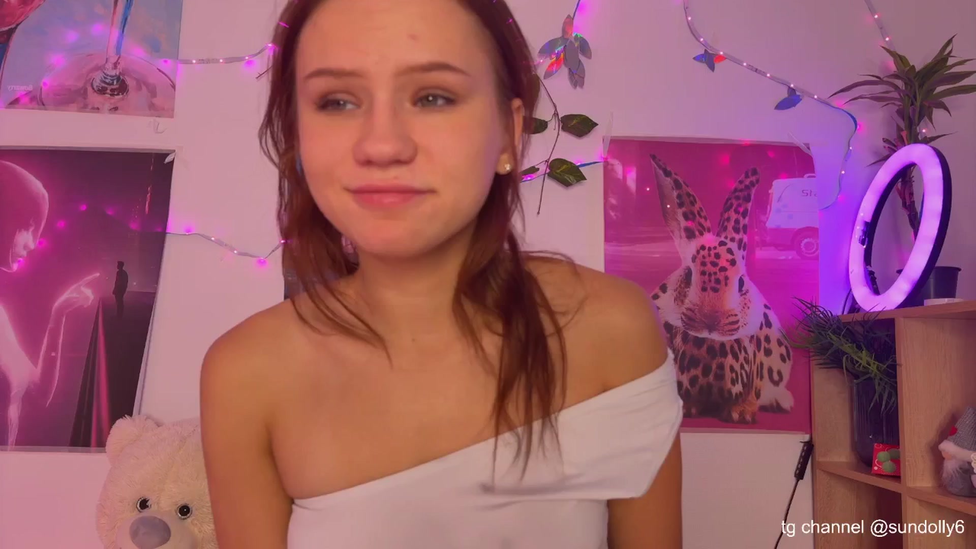 Gallery image thumbnail from Rue_Lane's myfreecams stream on, 11/20/2025, 08:01 image 13 of 20