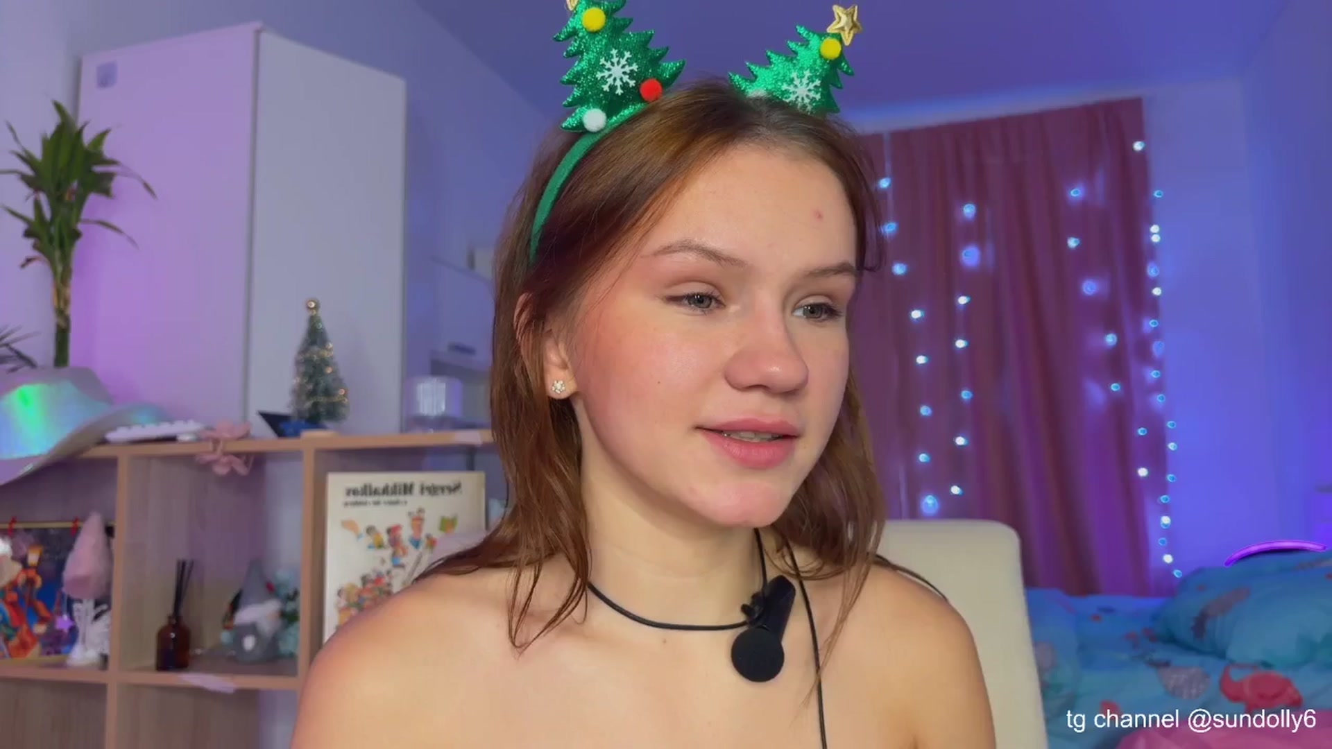 Gallery image thumbnail from Rue_Lane's myfreecams stream on, 12/14/2025, 07:38 image 11 of 20
