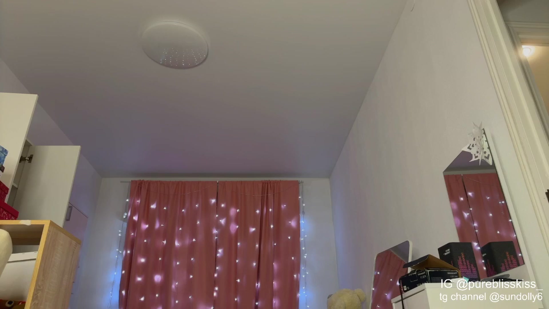 Gallery image thumbnail from Rue_Lane's myfreecams stream on, 12/31/2025, 04:56 image 7 of 20