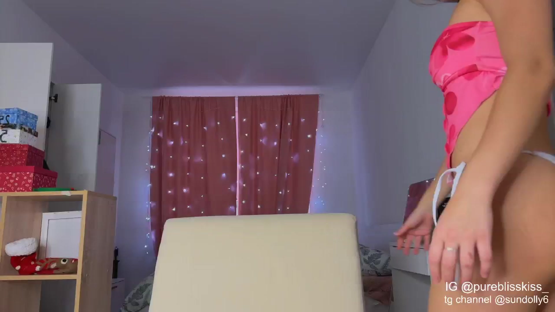 Gallery image thumbnail from Rue_Lane's myfreecams stream on, 01/03/2026, 08:42 image 12 of 20