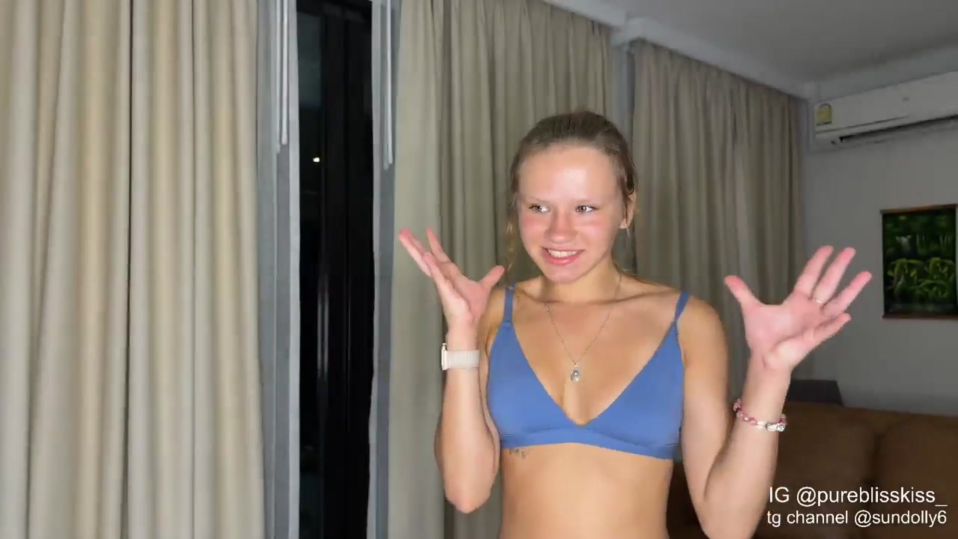 Gallery image thumbnail from Rue_Lane's myfreecams stream on, 01/29/2026, 14:10 image 18 of 20