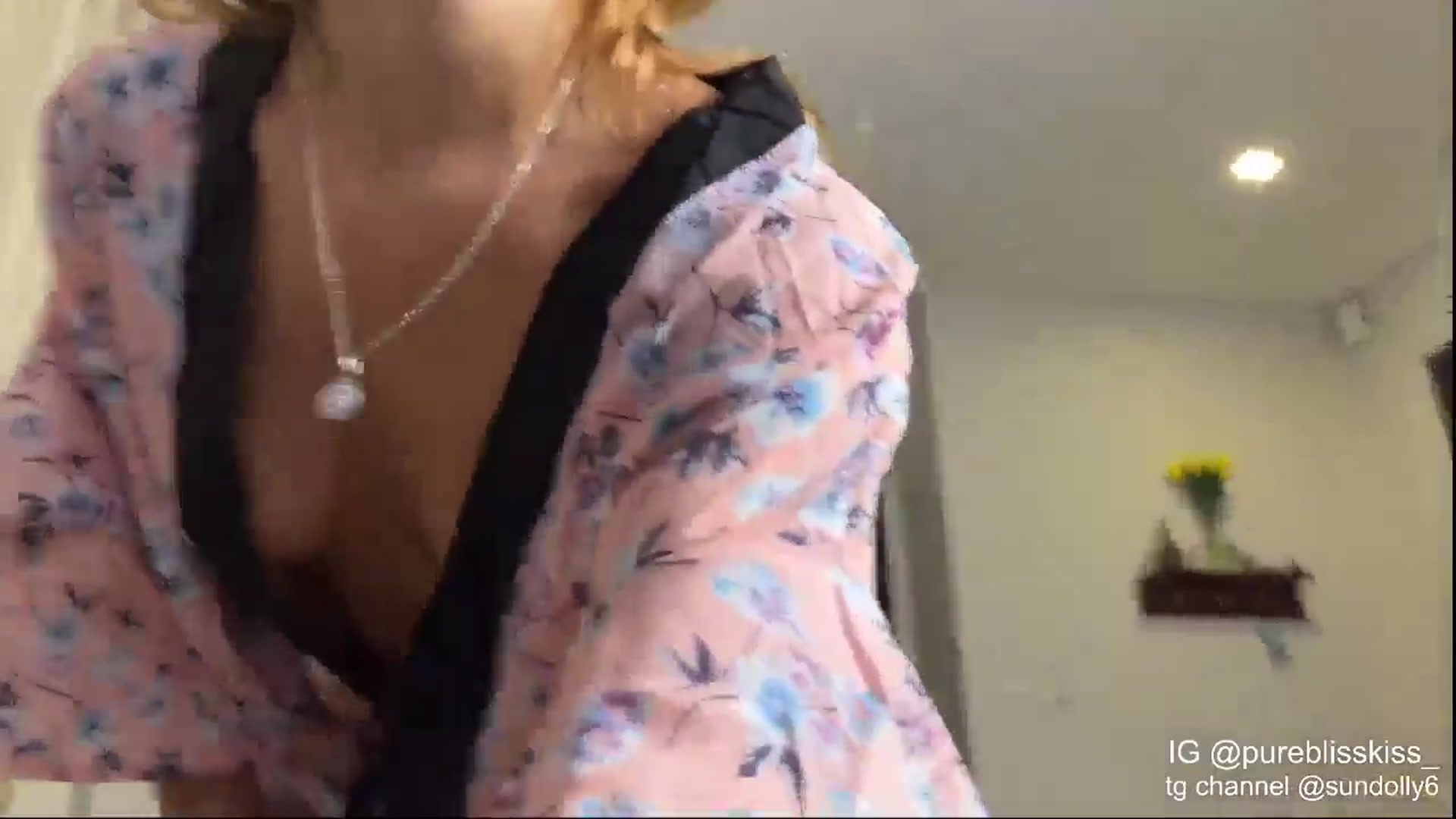 Gallery image thumbnail from Rue_Lane's myfreecams stream on, 02/12/2026, 14:15 image 6 of 20
