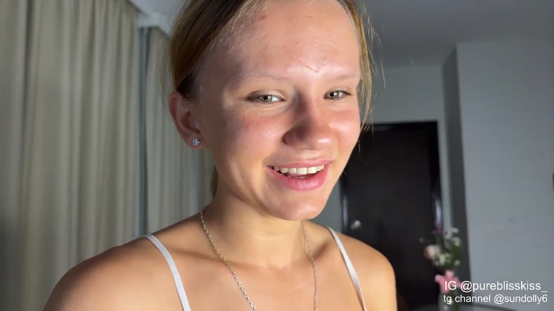 Gallery image thumbnail from Rue_Lane's myfreecams stream on, 02/22/2026, 17:37 image 15 of 20