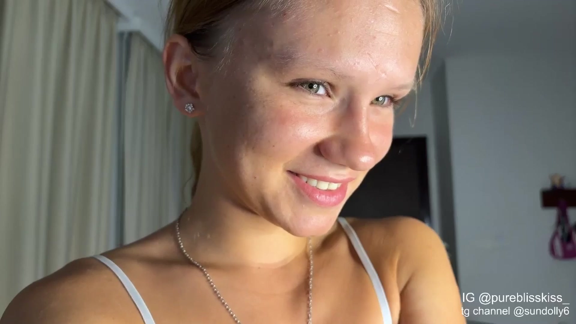 Gallery image thumbnail from Rue_Lane's myfreecams stream on, 02/22/2026, 17:37 image 12 of 20