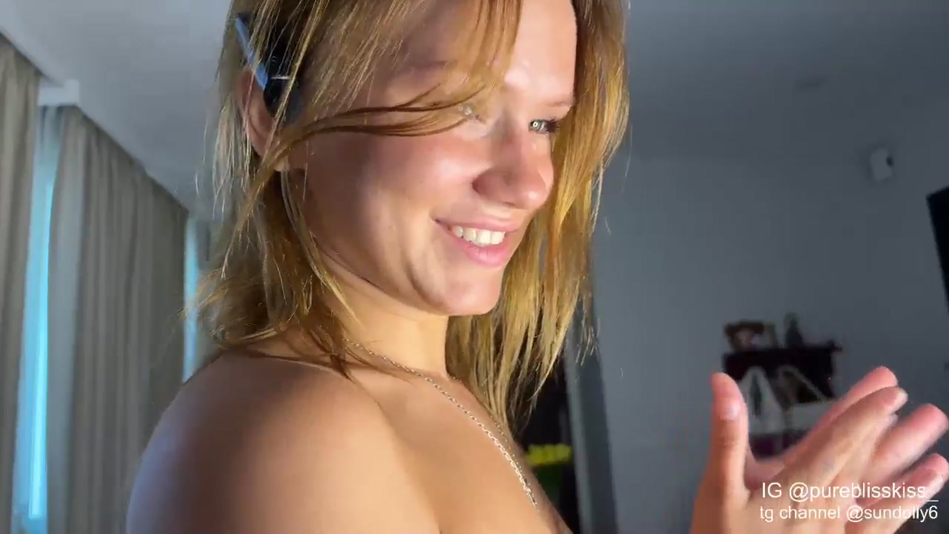 Gallery image thumbnail from Rue_Lane's myfreecams stream on, 03/17/2026, 06:13 image 17 of 20