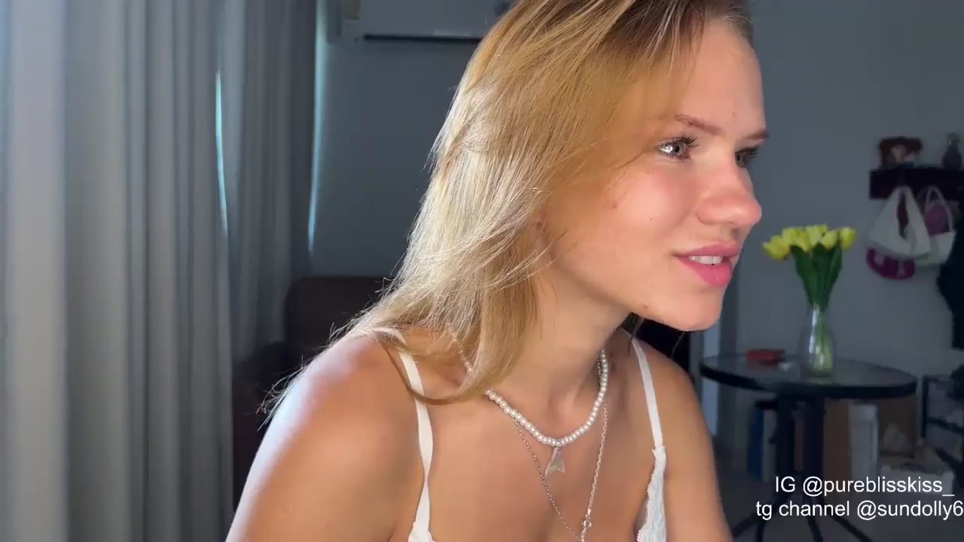 Gallery image thumbnail from Rue_Lane's myfreecams stream on, 04/05/2026, 10:46 image 13 of 20