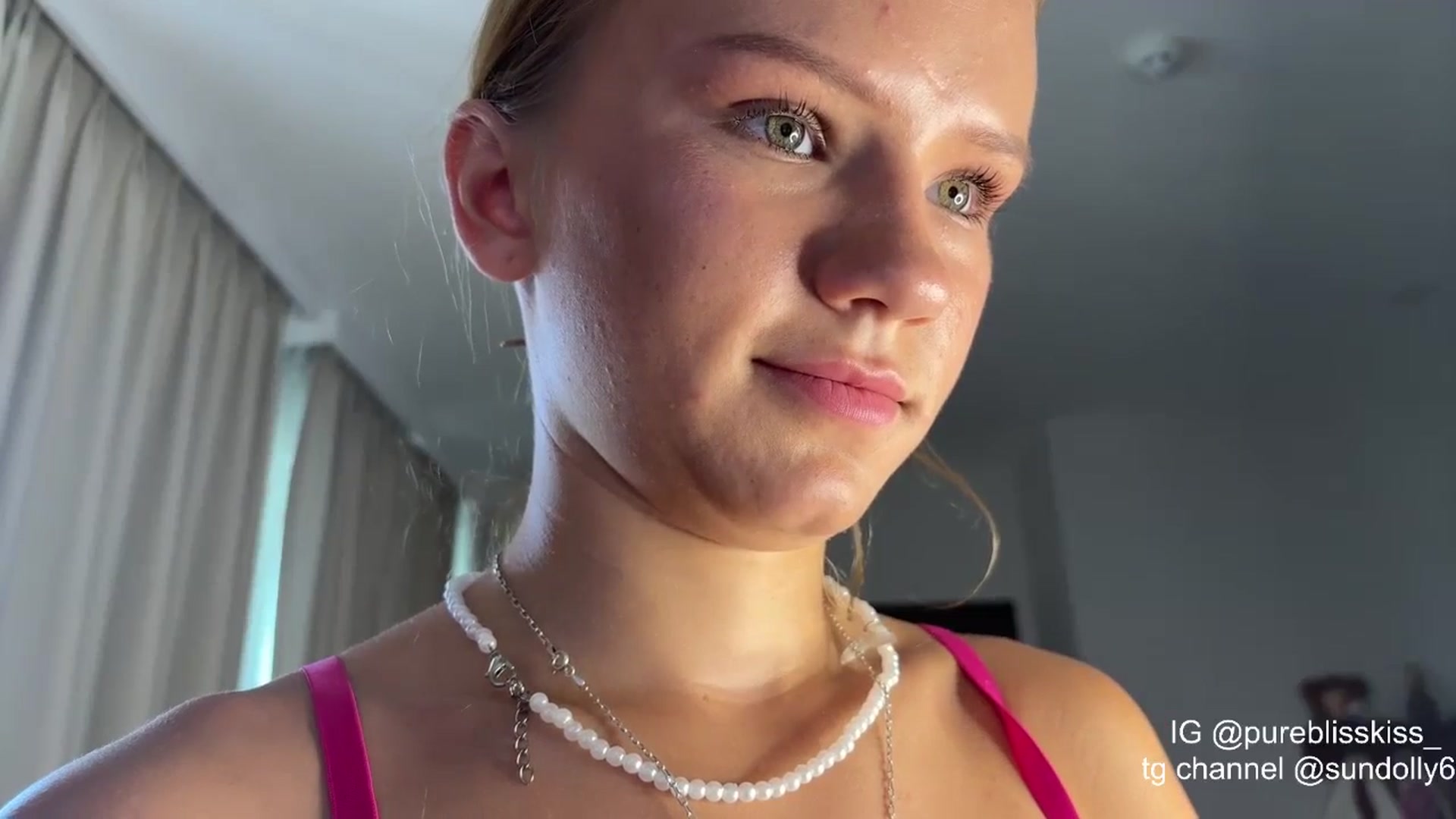 Gallery image thumbnail from Rue_Lane's myfreecams stream on, 04/08/2026, 05:40 image 12 of 20