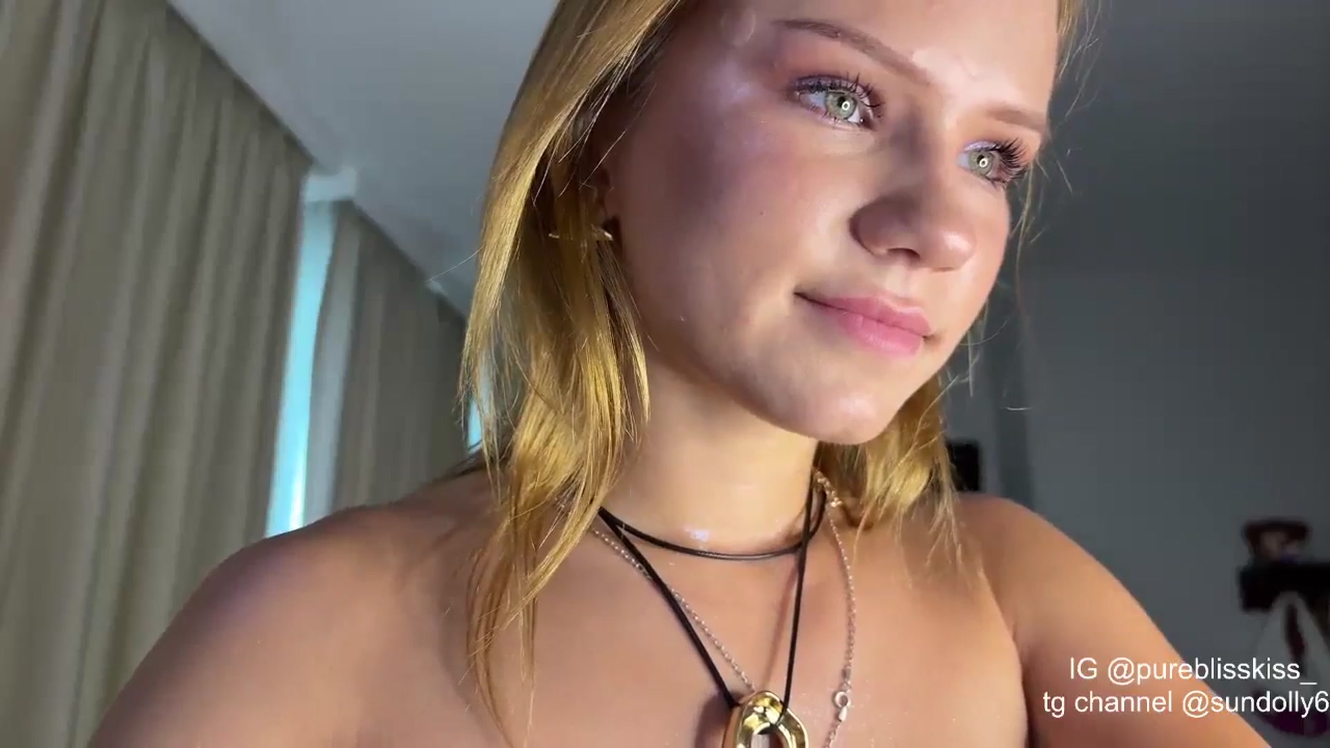 Gallery image thumbnail from Rue_Lane's myfreecams stream on, 04/09/2026, 05:02 image 19 of 20