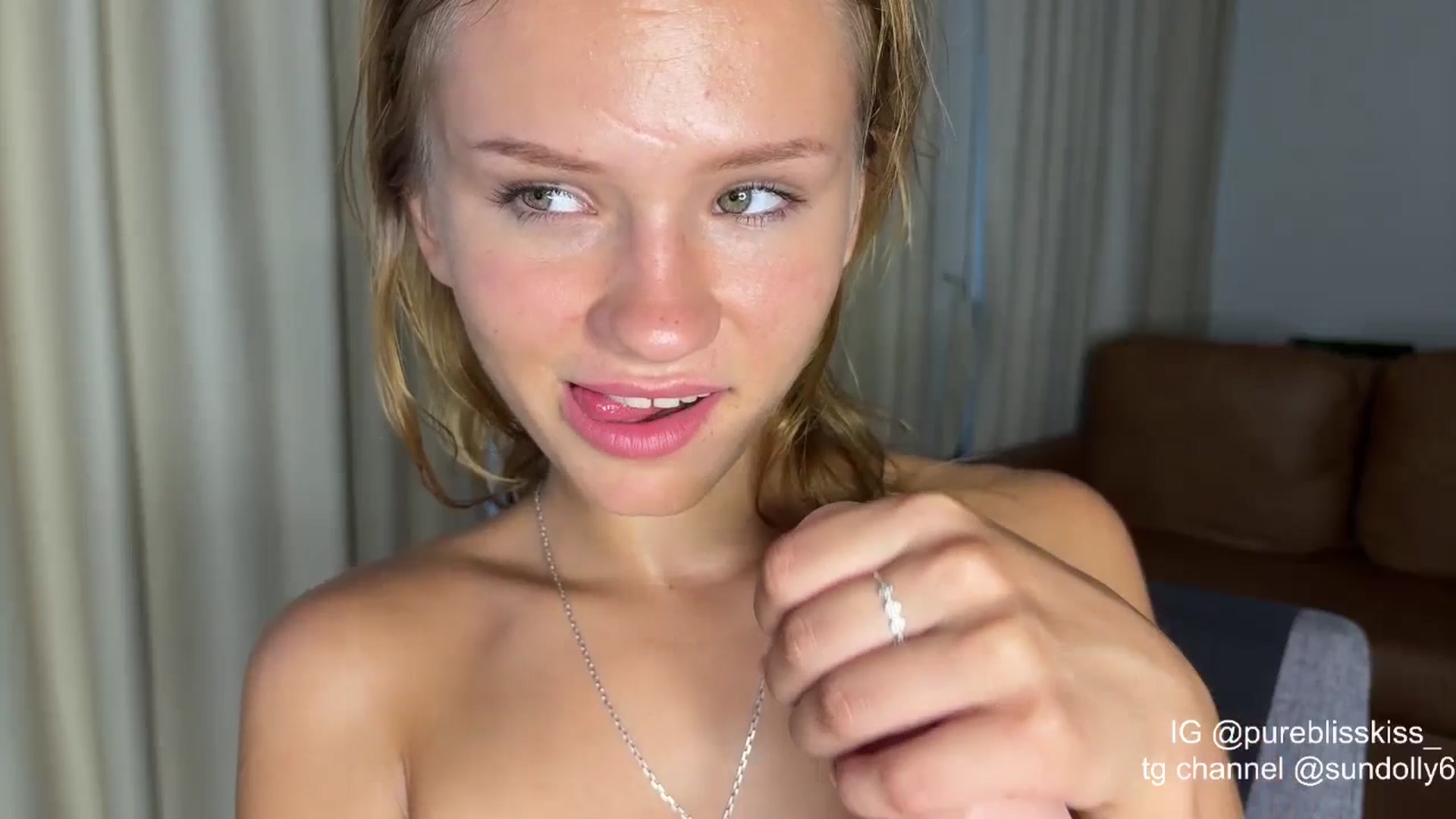 Gallery image thumbnail from Rue_Lane's myfreecams stream on, 04/11/2026, 11:49 image 3 of 20
